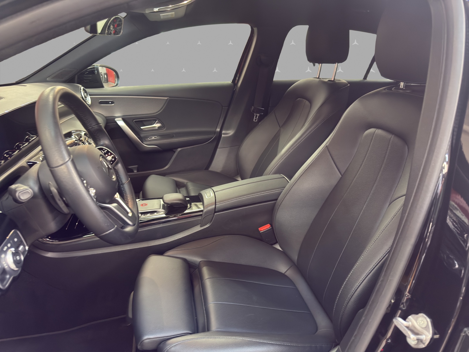 MERCEDES-BENZ A 220 d 4M - Progressive / DISTRONIC / 360 Grad Kamera / Soundsystem - 8