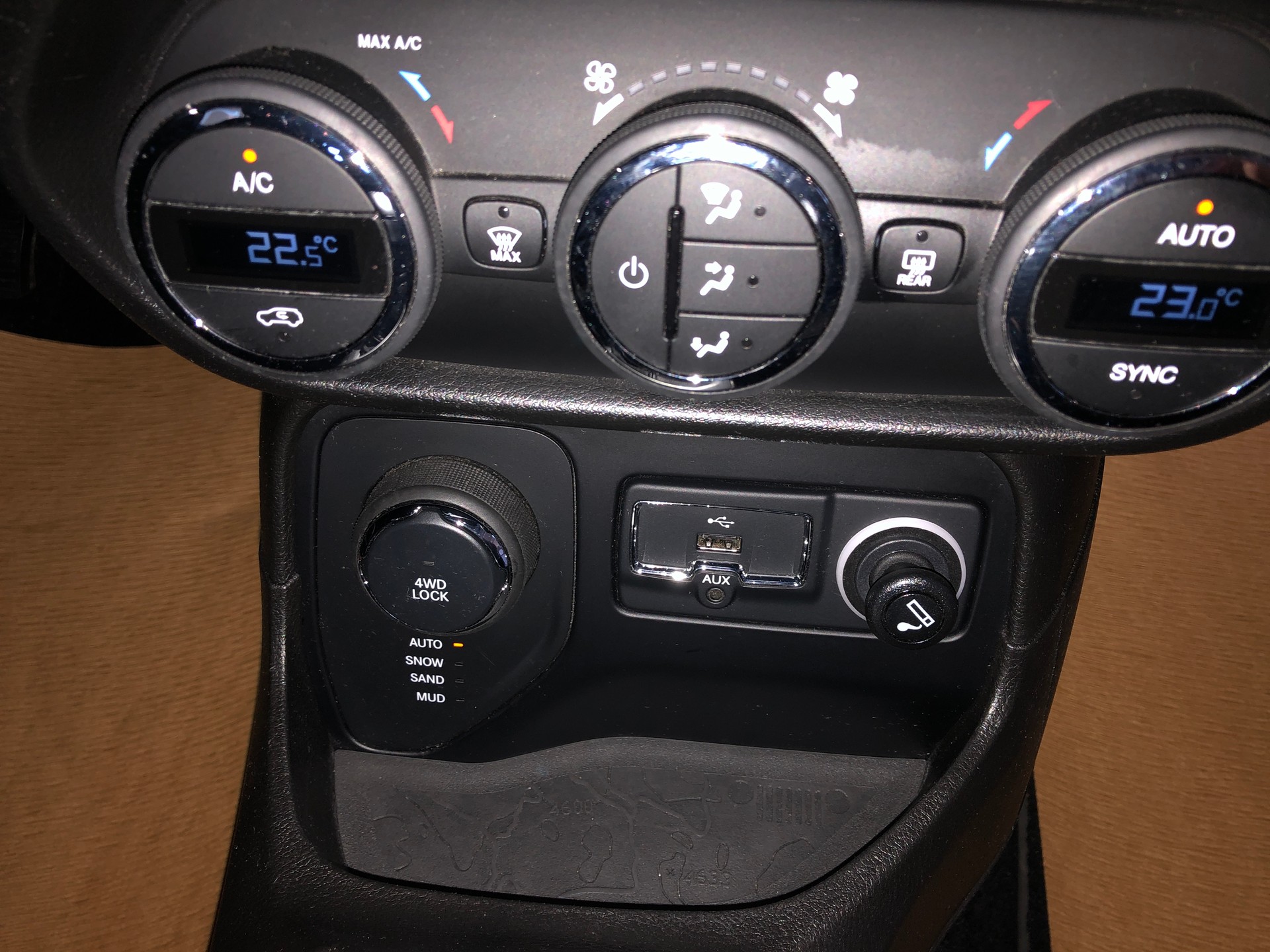 JEEP Renegade 2.0 CRD Longtitude AWD 4x4 - 29