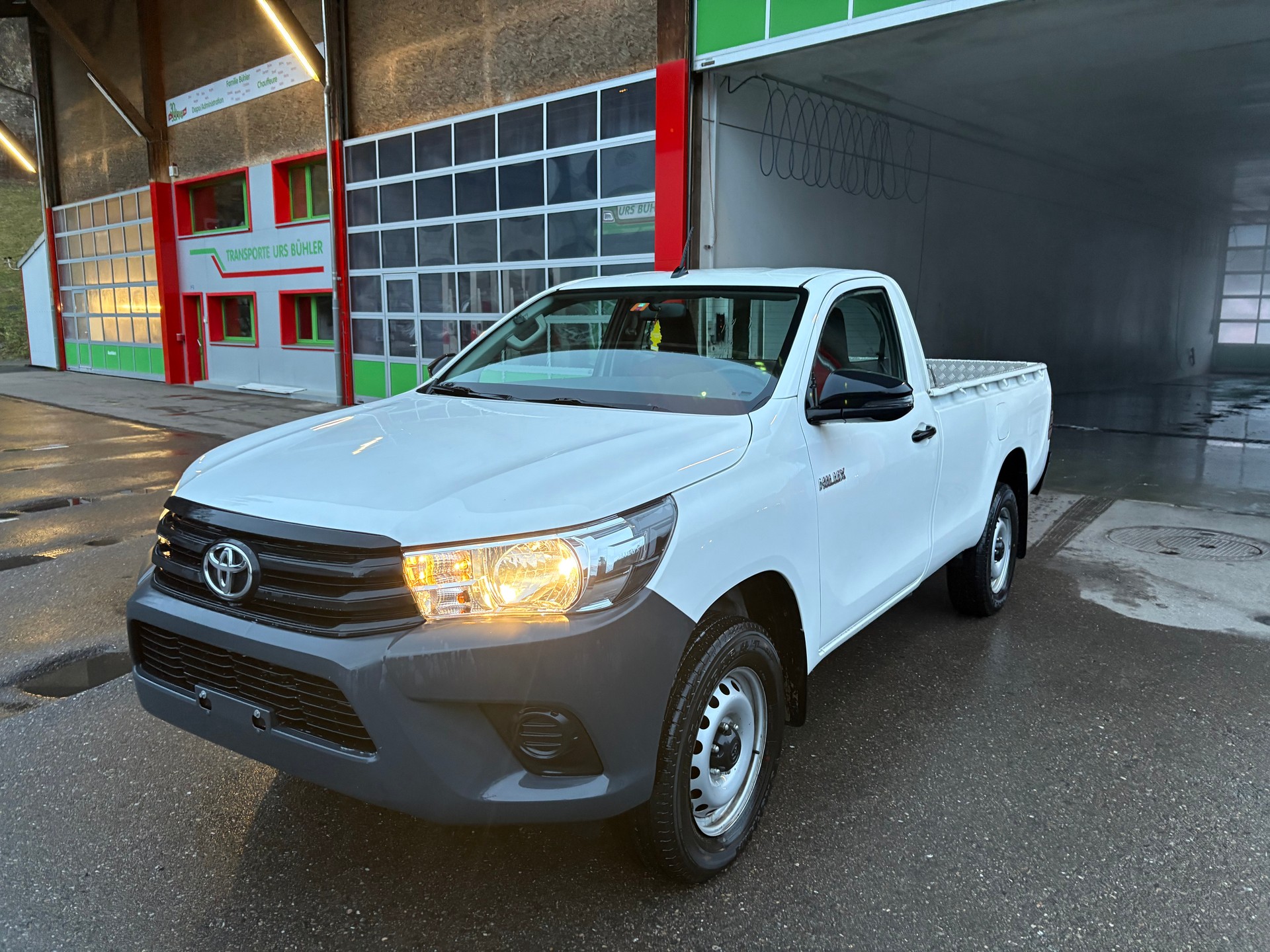 TOYOTA Hilux 2.4D-4D Single-Cab 4x4 - 13