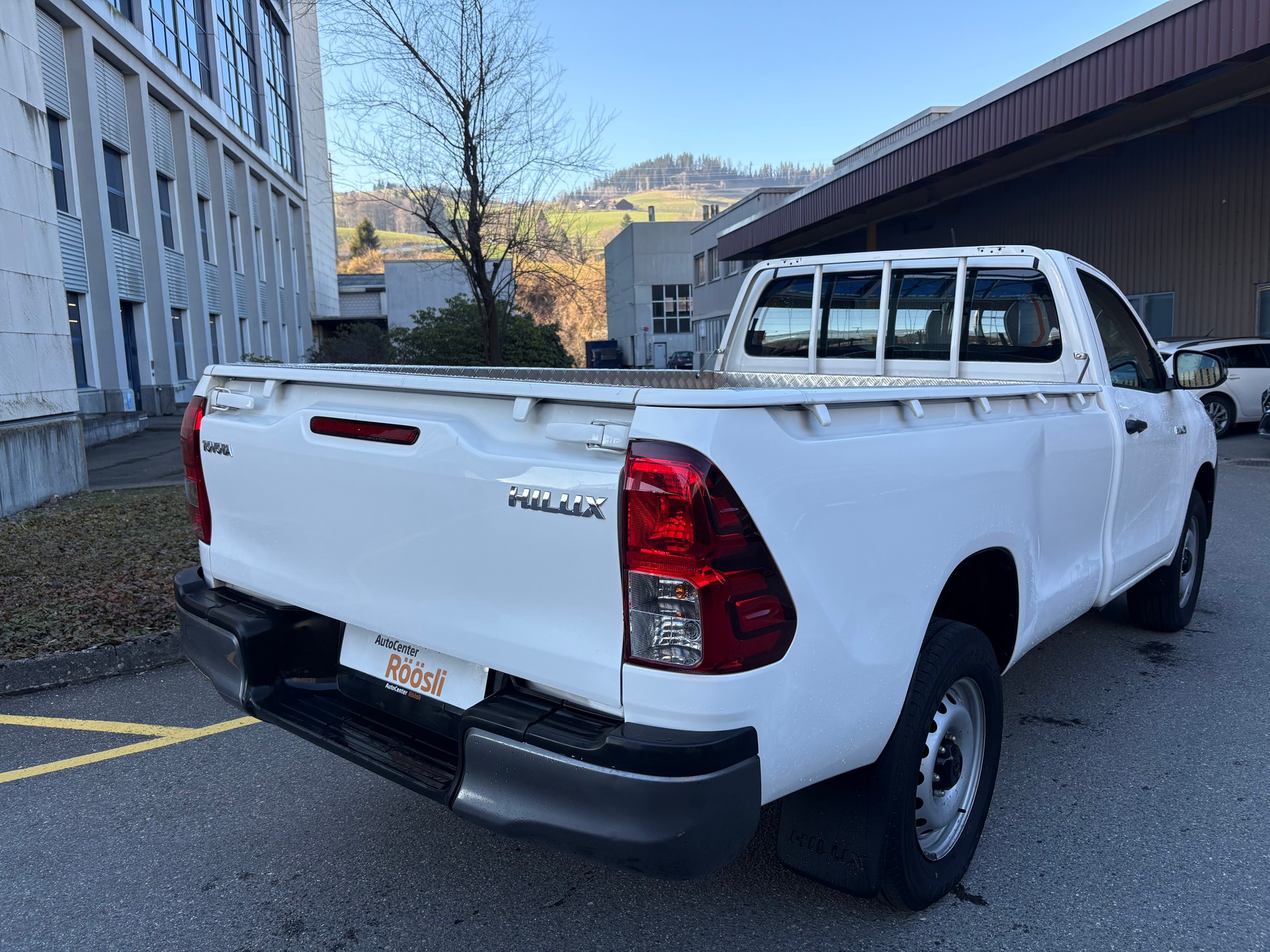 TOYOTA Hilux 2.4D-4D Single-Cab 4x4 - 4