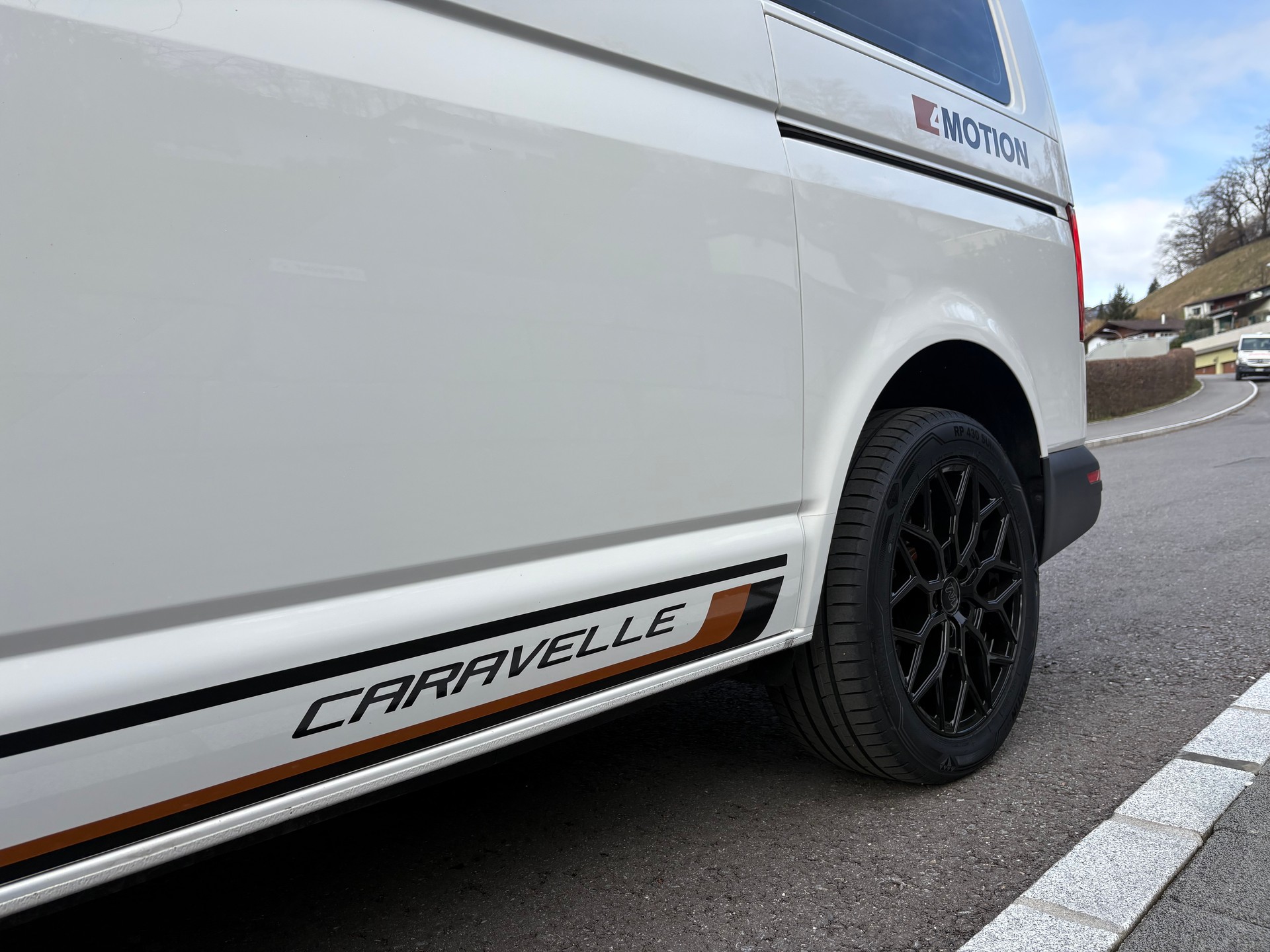 VW T6.1 Caravelle 2.0 TDI 4Motion - 15