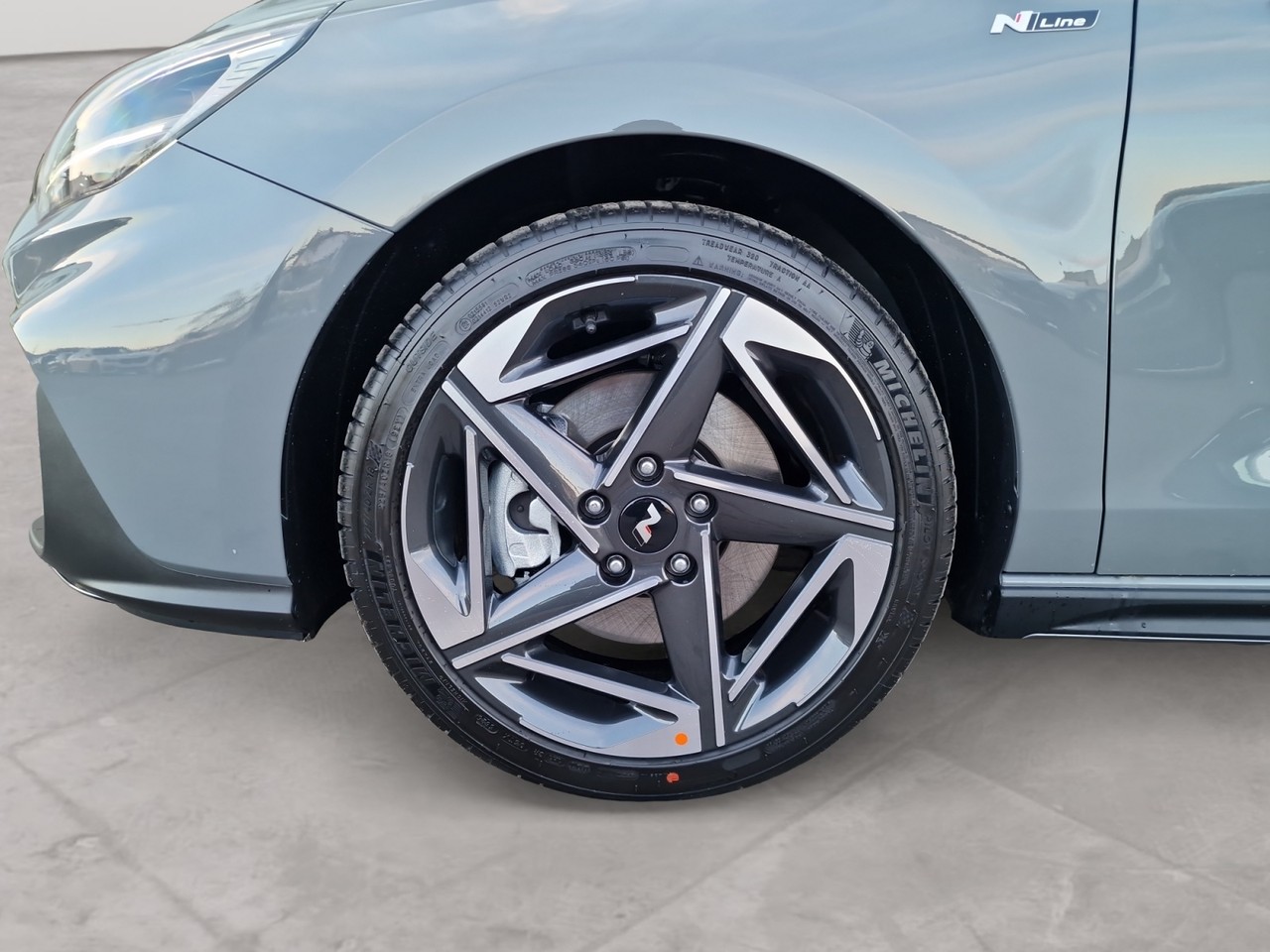 hyundai Gallery 9