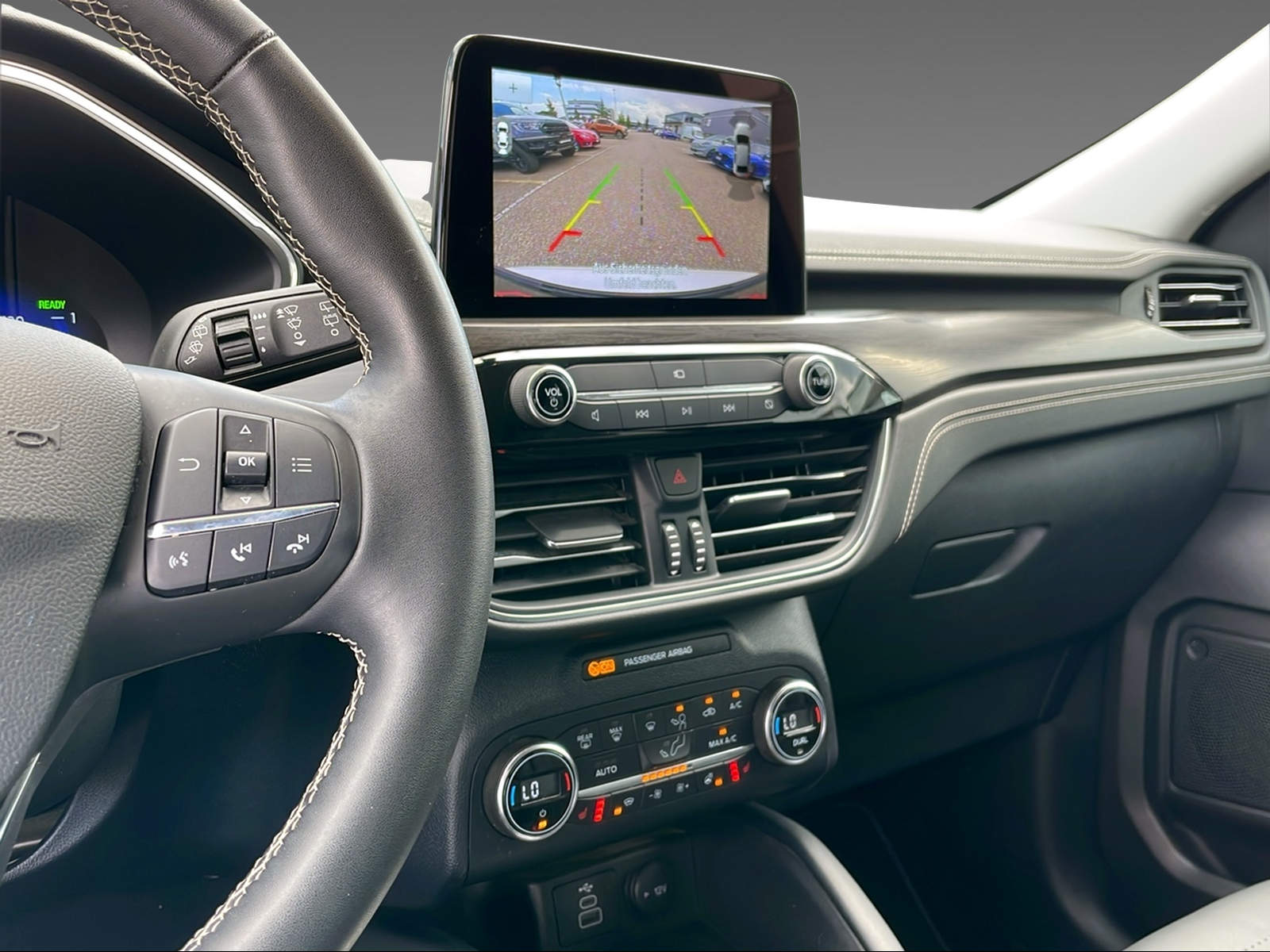 FORD Kuga 2.5 Plug-in Hybrid Vignale - 11