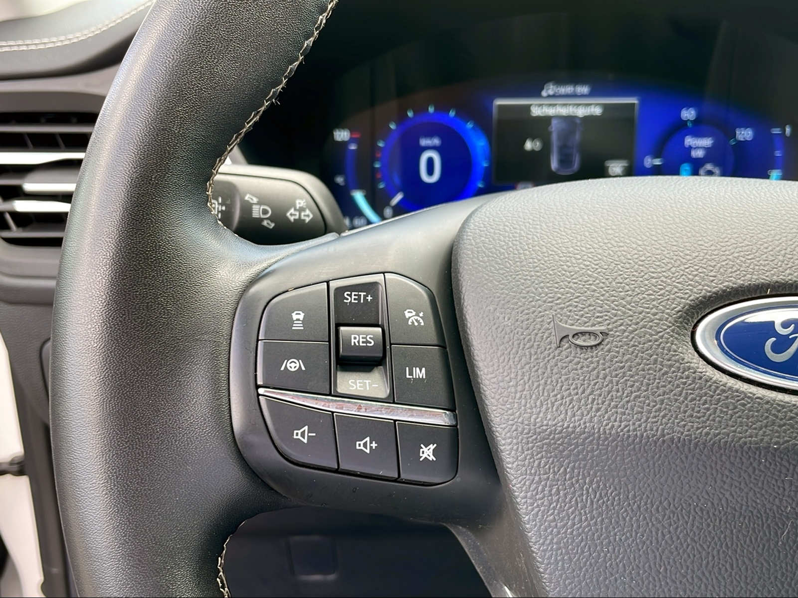 FORD Kuga 2.5 Plug-in Hybrid Vignale - 7