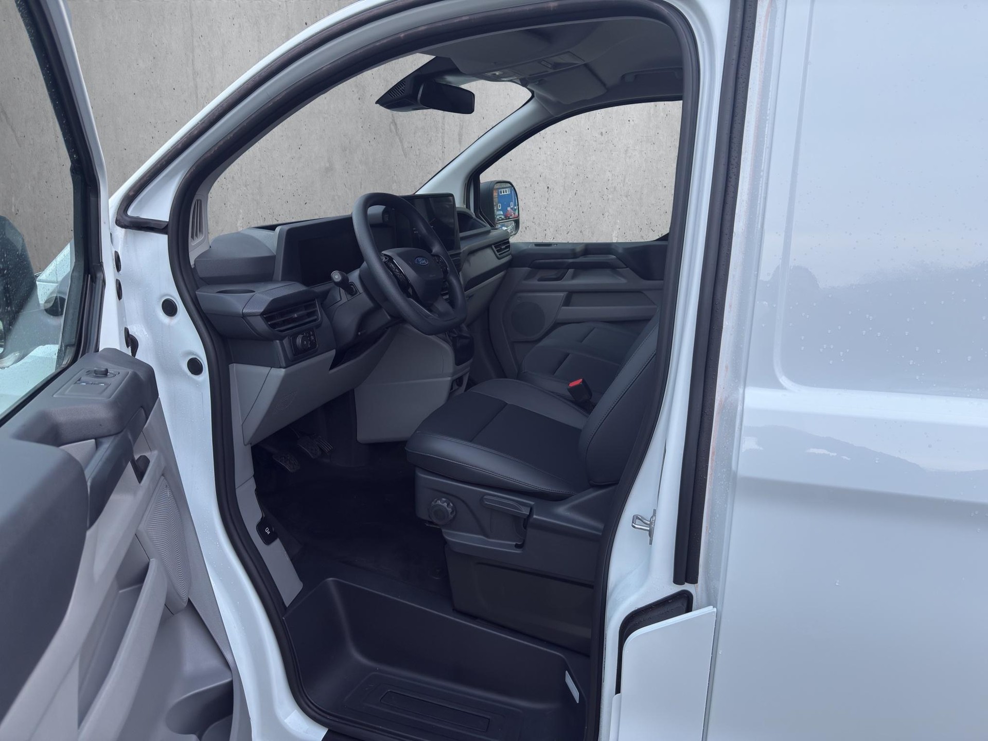 FORD Transit C Van 320 L1 2.0 EcoBlue 136 Trend - 7