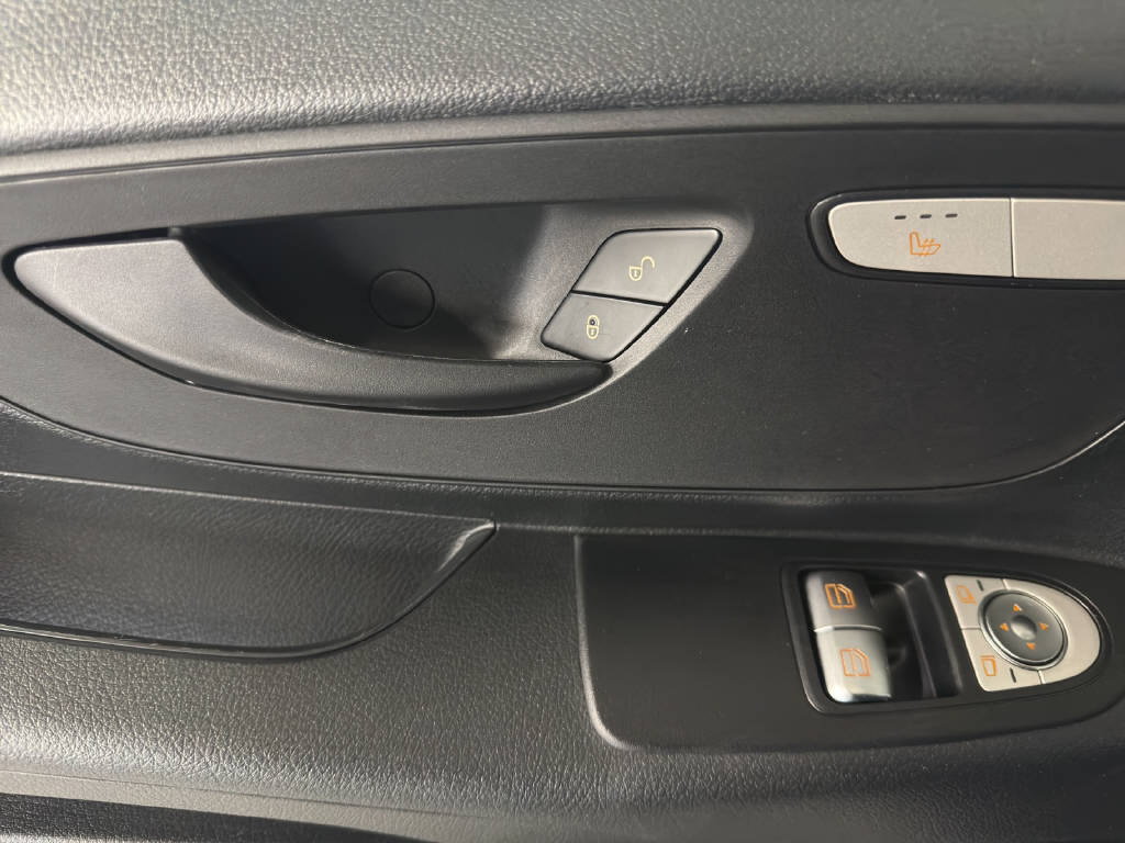 MERCEDES-BENZ eVito 112 KA L 60 kWh - 6