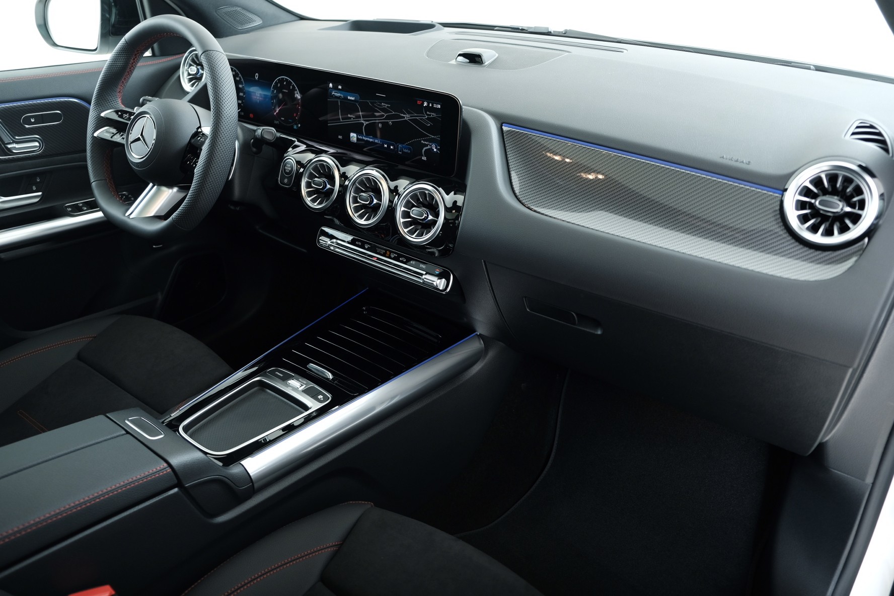 MERCEDES-BENZ GLA 200 Night Star 7G-DCT - 6