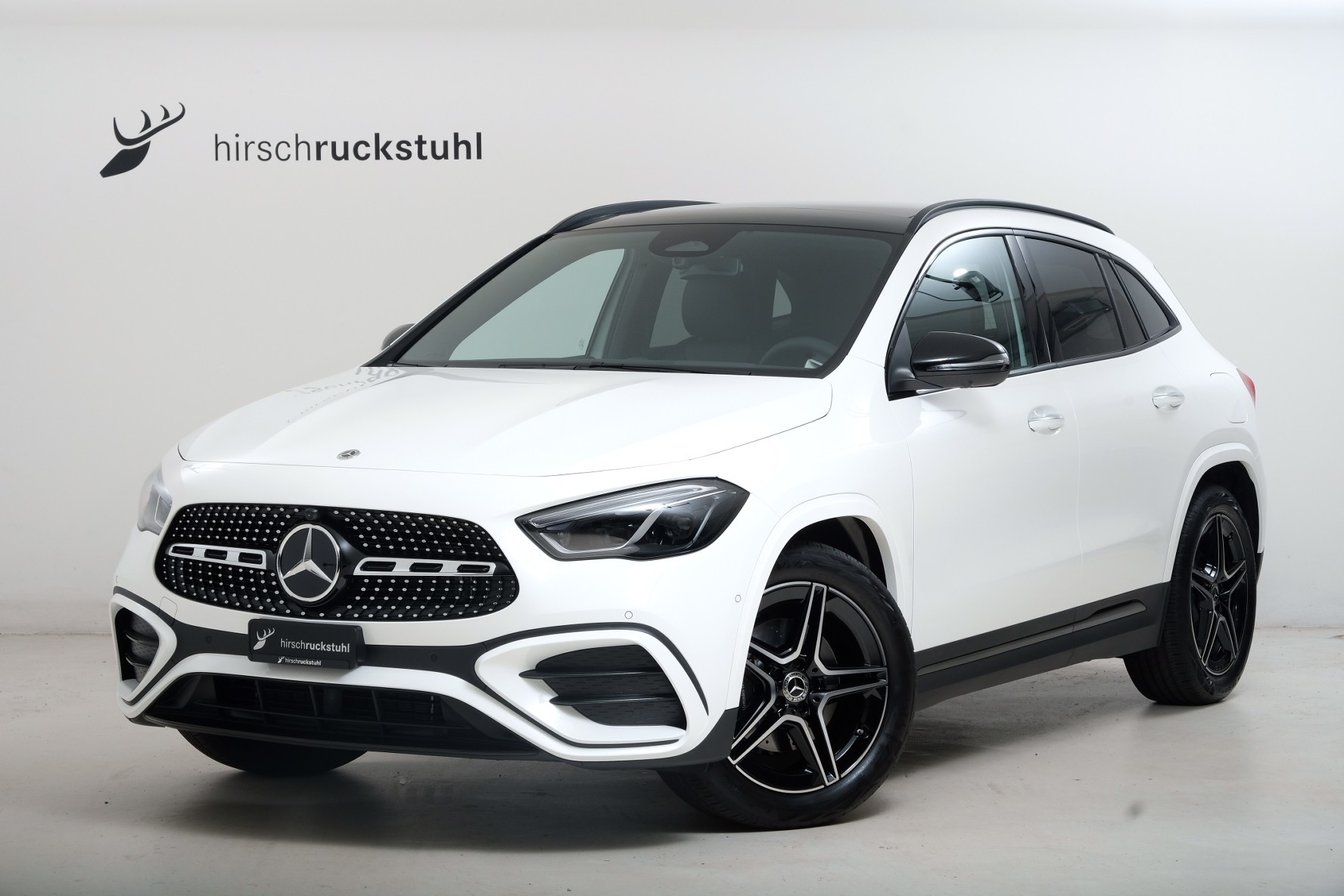 MERCEDES-BENZ GLA 200 Night Star 7G-DCT