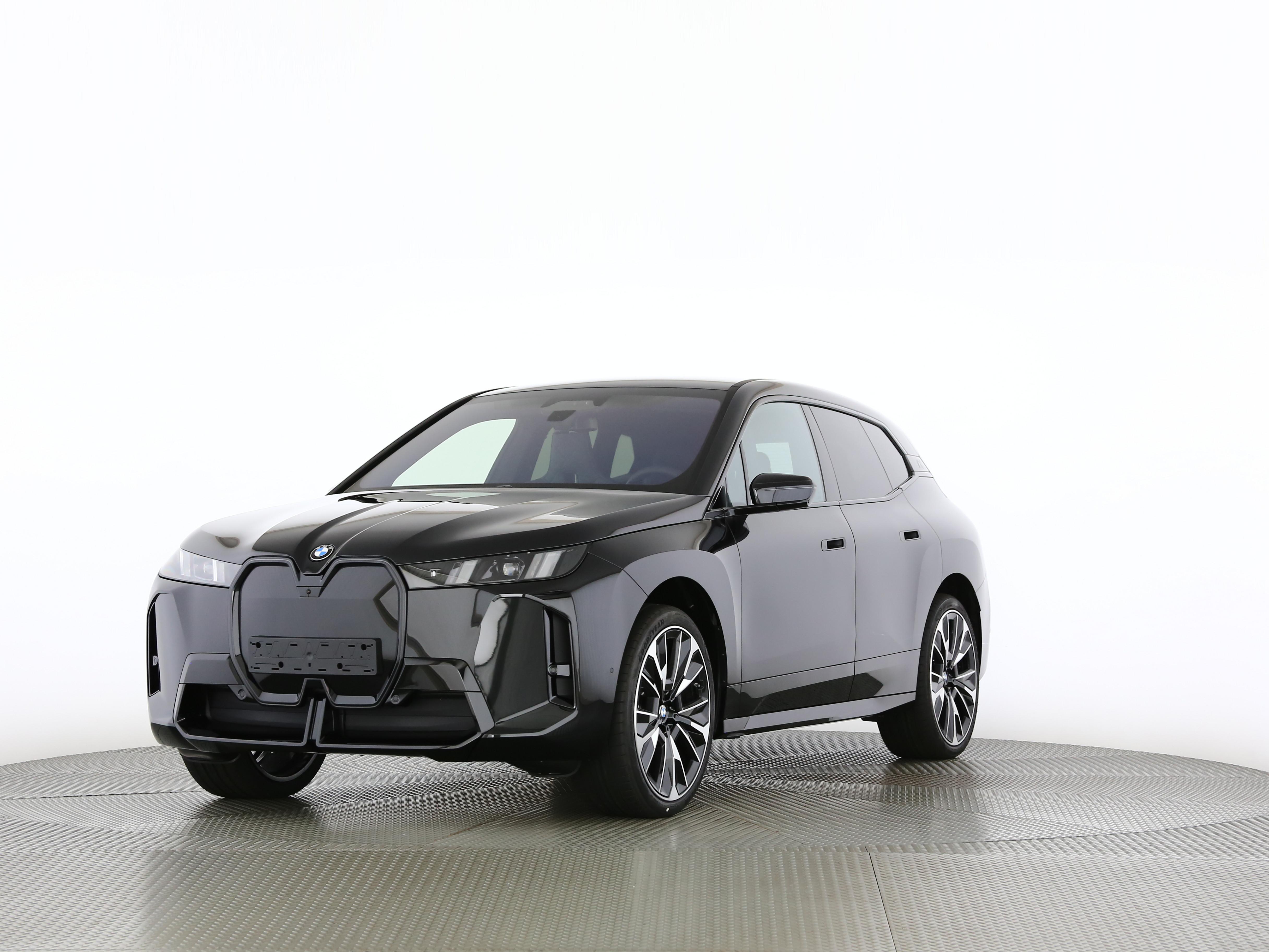 iX xDrive60