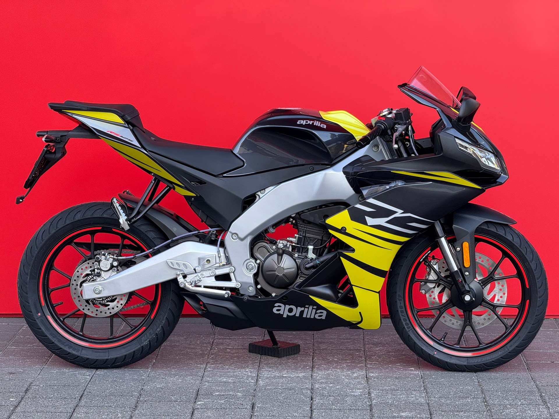 APRILIA RS 125 i.e. ABS E5+ - 11