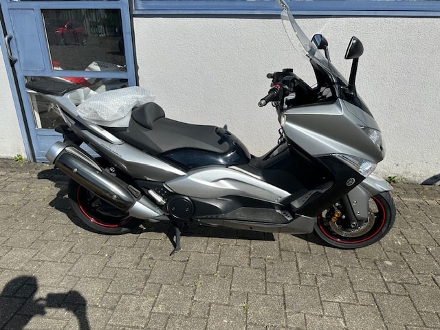 YAMAHA T-MAX XP 500 ABS - 2
