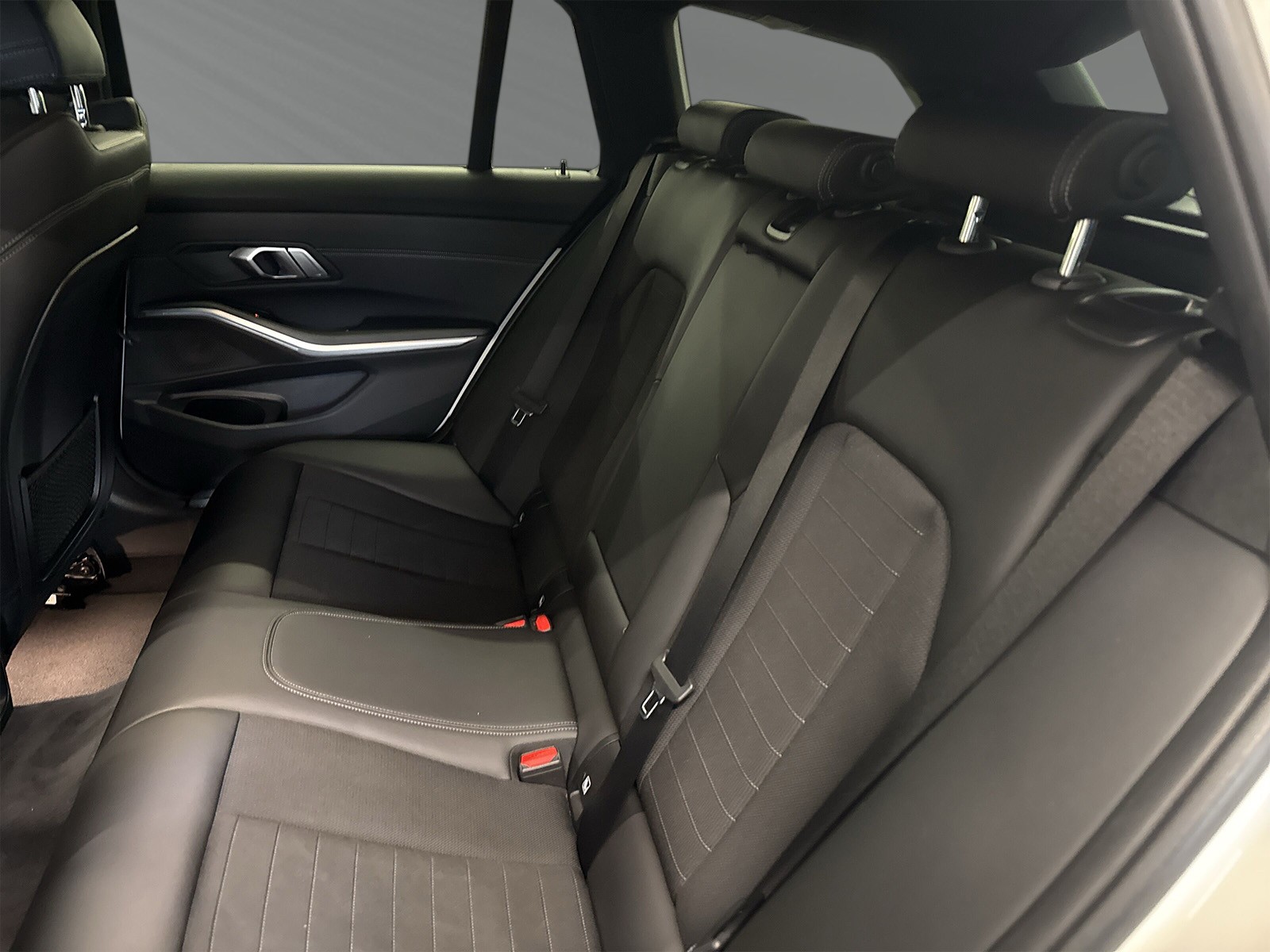 BMW 320e xDrive Touring Sport Line Steptronic - 7