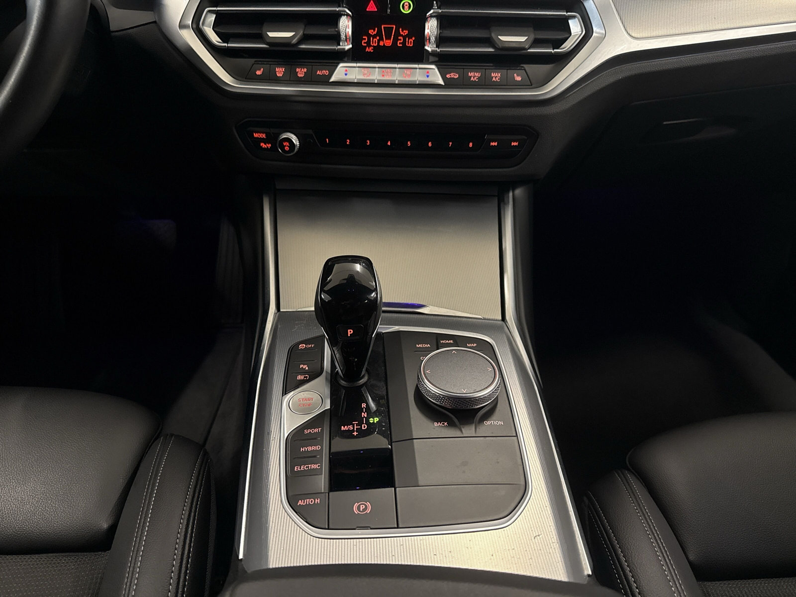 BMW 320e xDrive Touring Sport Line Steptronic - 13