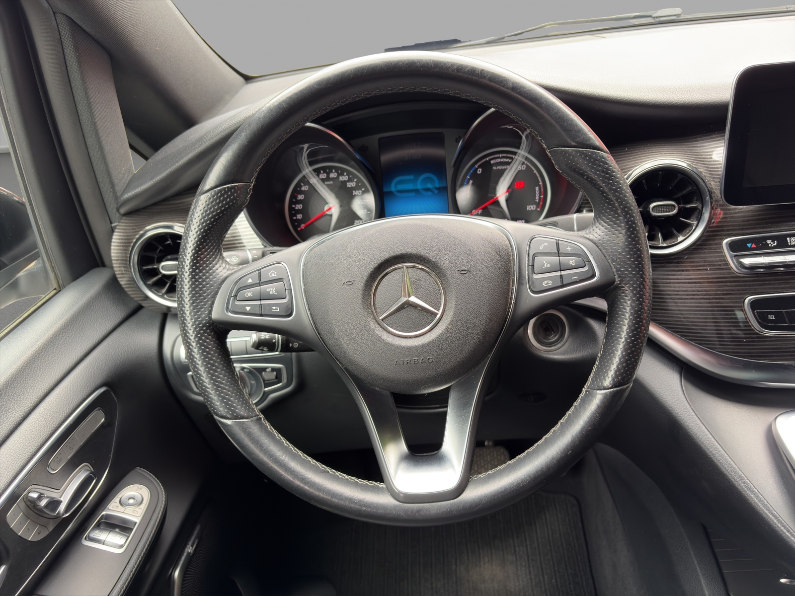 MERCEDES-BENZ EQV 300 Avantgarde lang - 12
