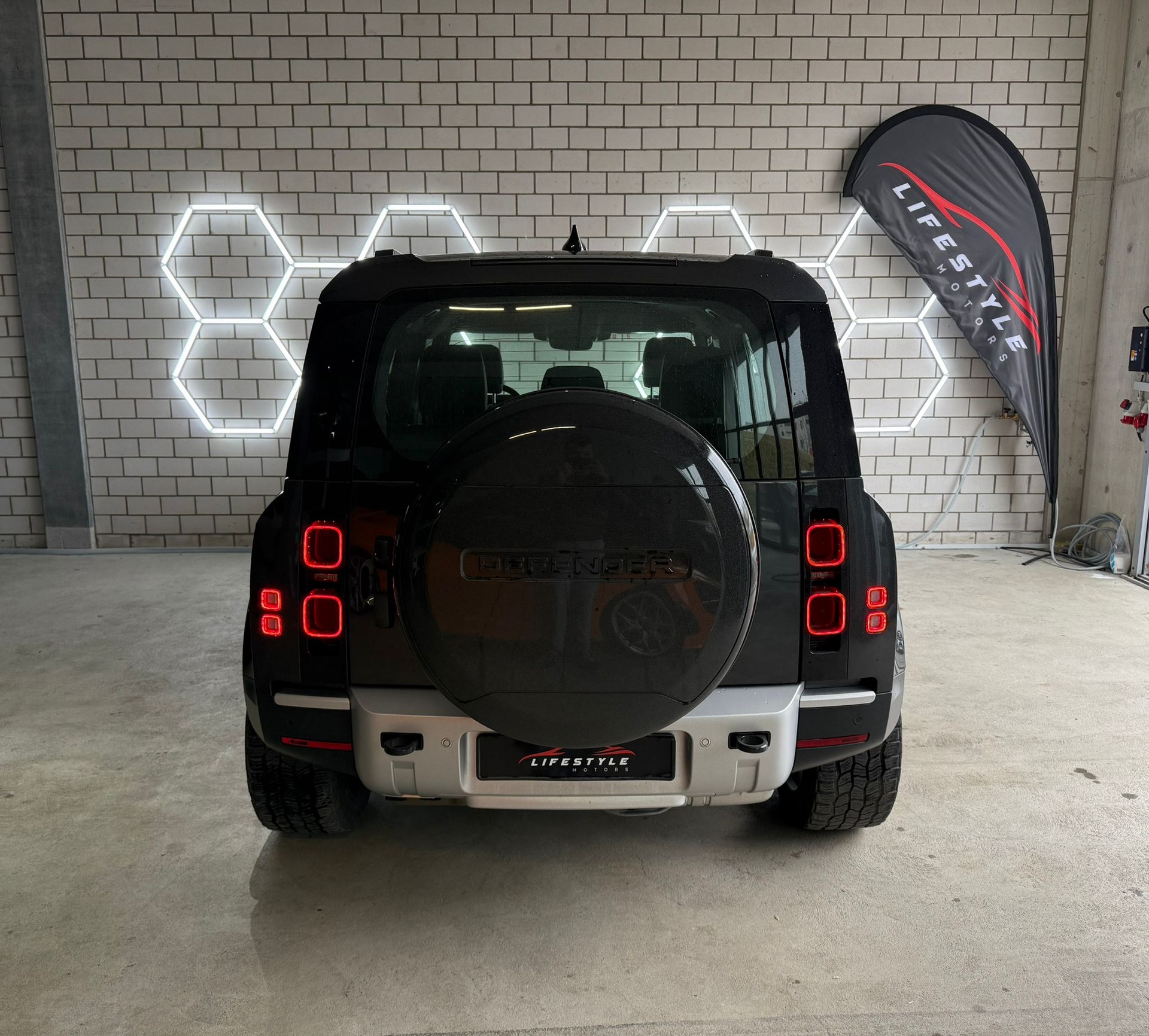 LAND ROVER Defender 110 3.0 D I6 250 SE AWD AT8 - 4