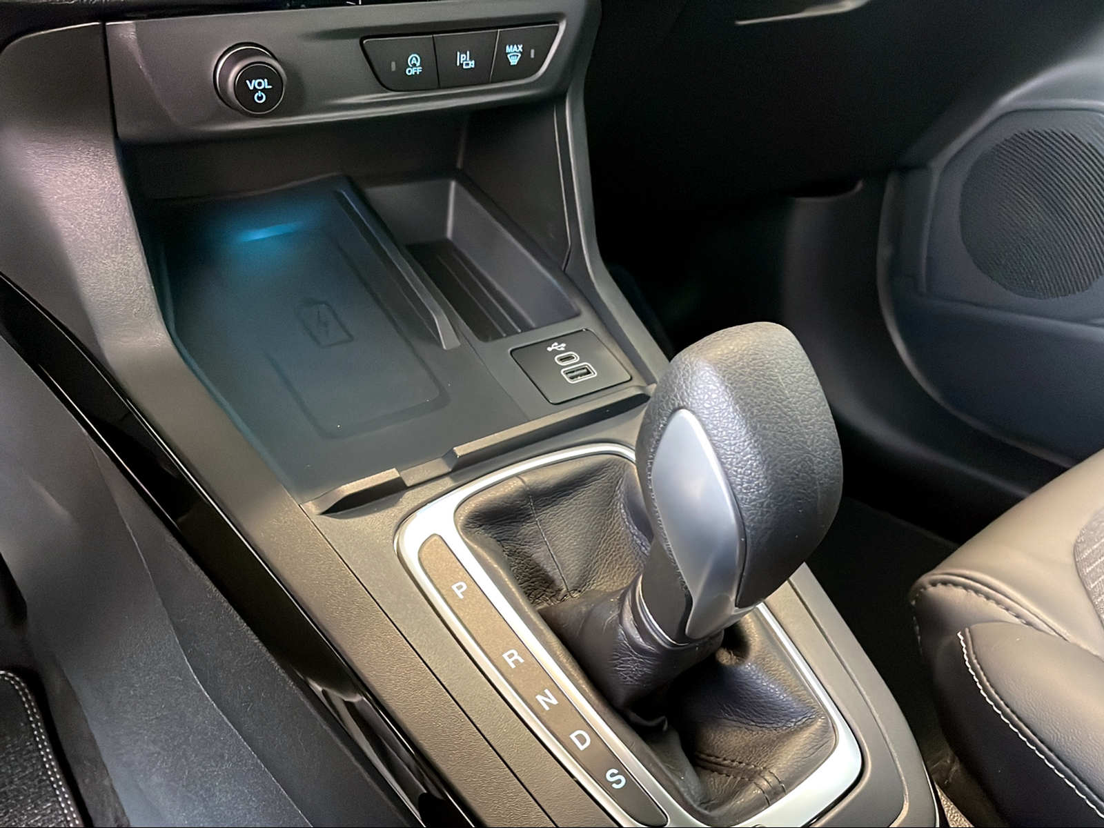 FORD Puma 1.0 EcoB Hybrid 155 Sound Edition - 8