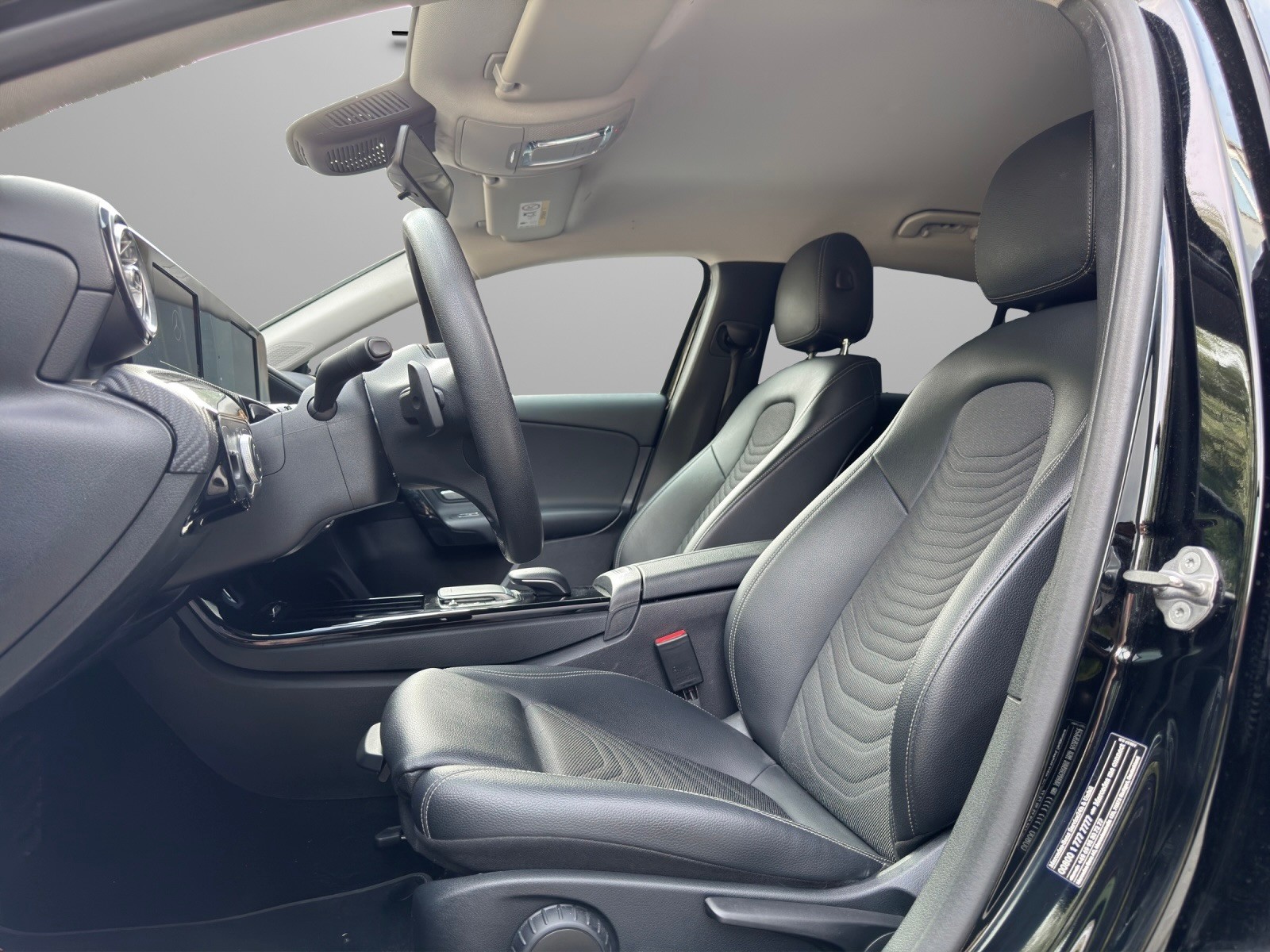 MERCEDES-BENZ A 180 d - 8