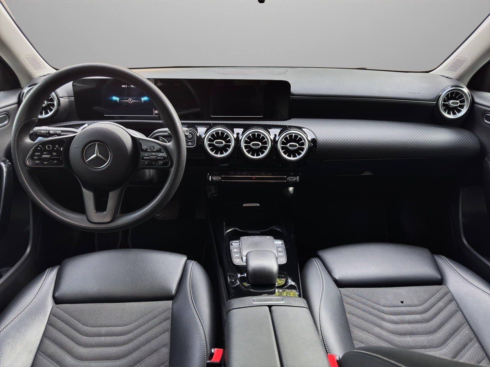 MERCEDES-BENZ A 180 d - 9