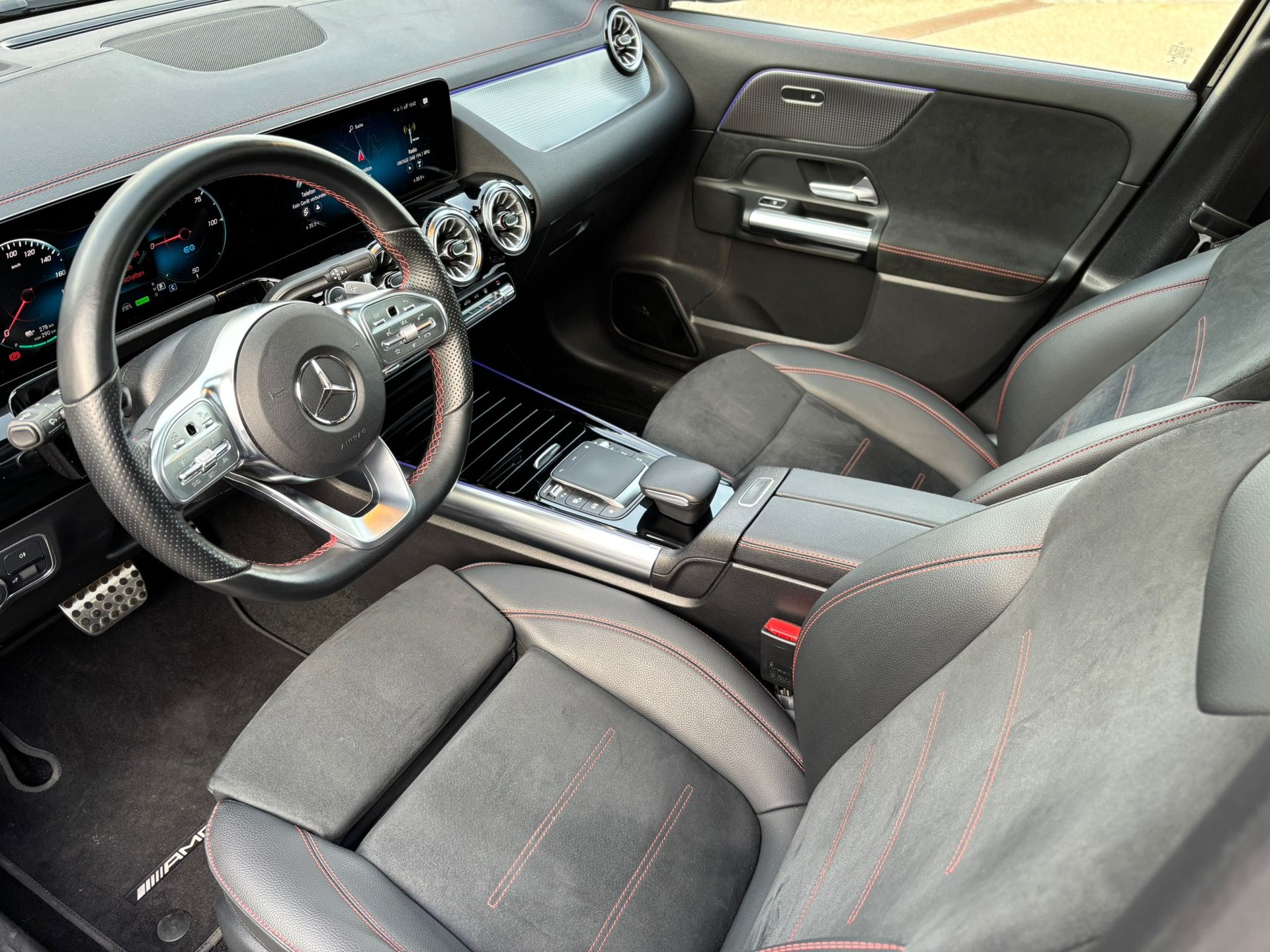 MERCEDES-BENZ EQA 350 AMG-Line 4Matic - 7