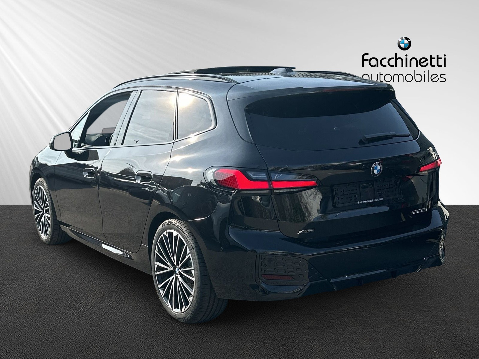 BMW 223i Active Tourer xDrive M Sport DKG - 3