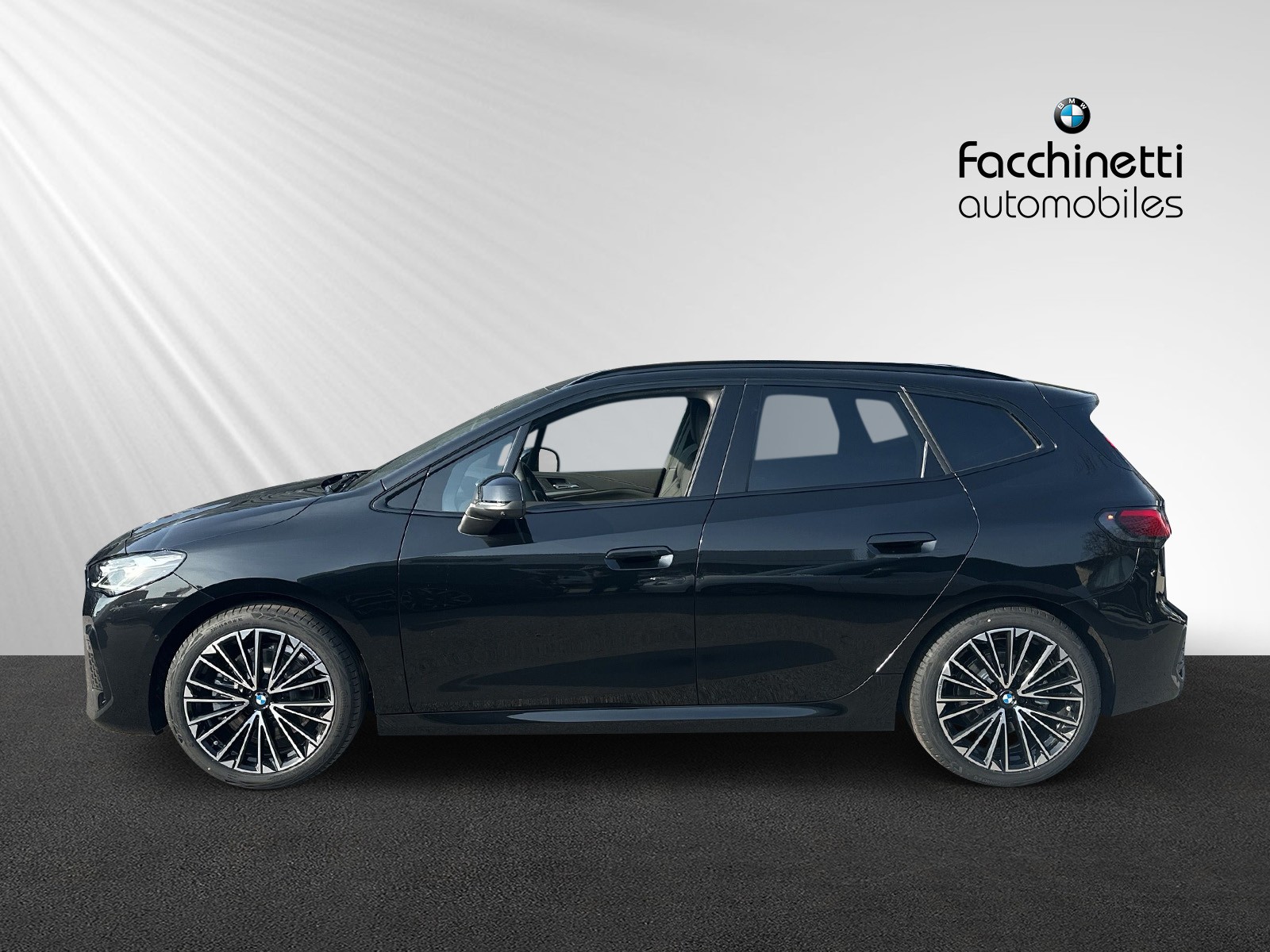 BMW 223i Active Tourer xDrive M Sport DKG - 2