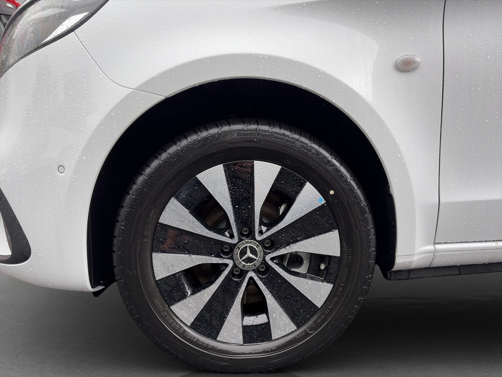 MERCEDES-BENZ Vito 116 CDI Lang Tourer FAMILY 9G-Tronic 4M Select - 16