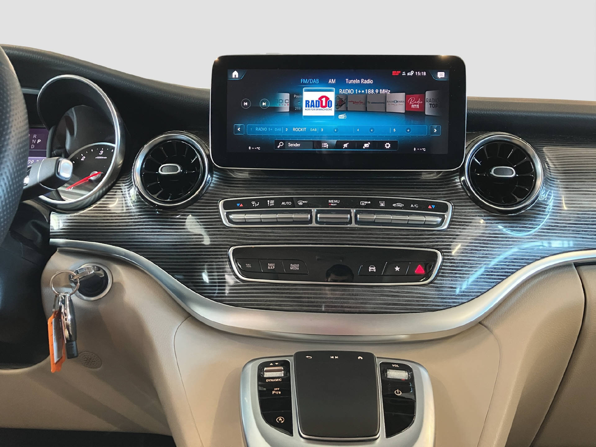 MERCEDES-BENZ V 250 d Avantgarde lang - 12