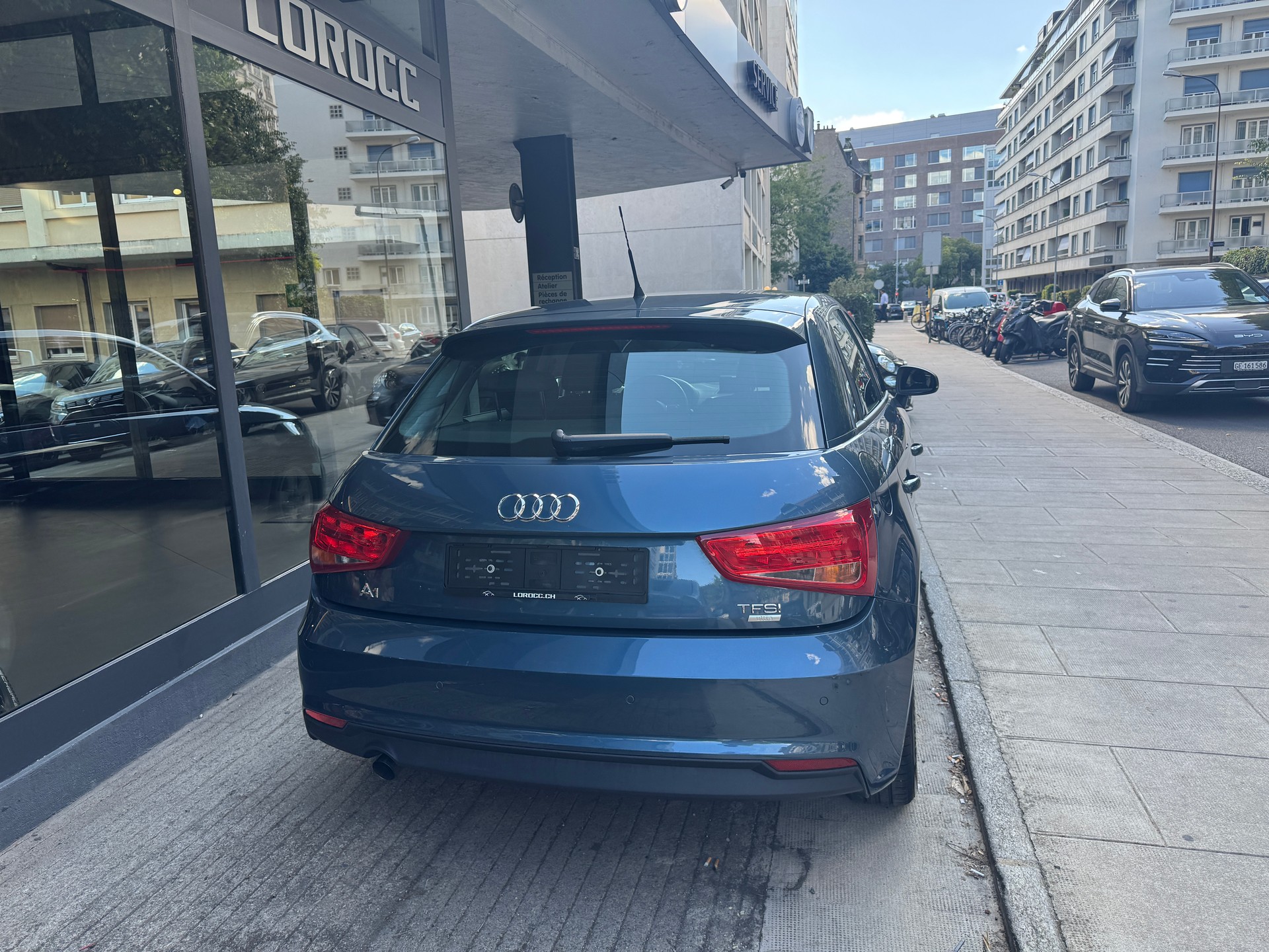 AUDI A1 1.0 TFSI Design - 4