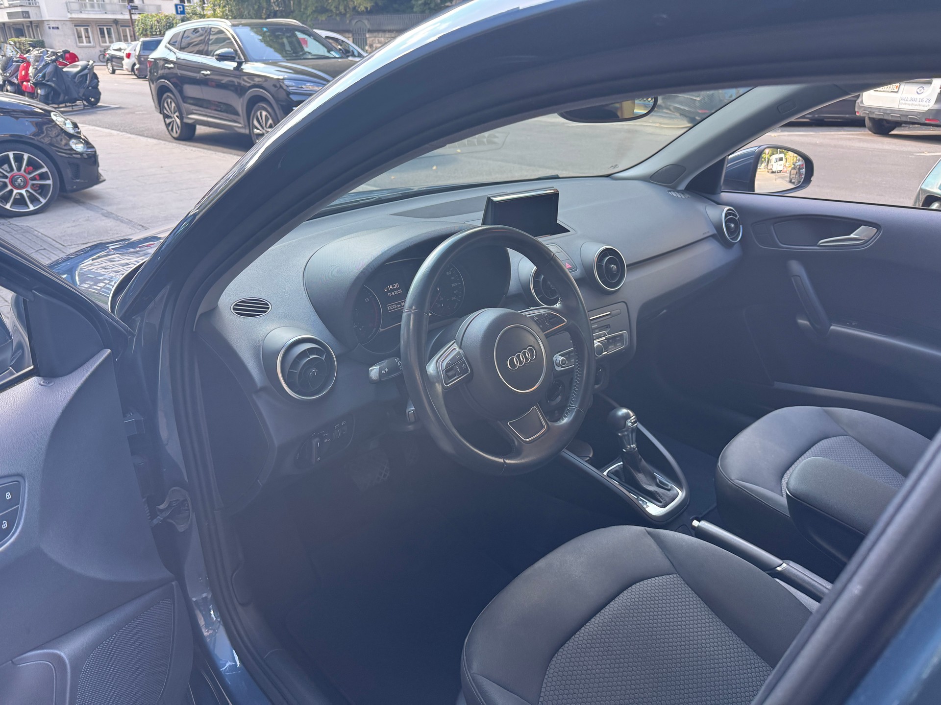 AUDI A1 1.0 TFSI Design - 5
