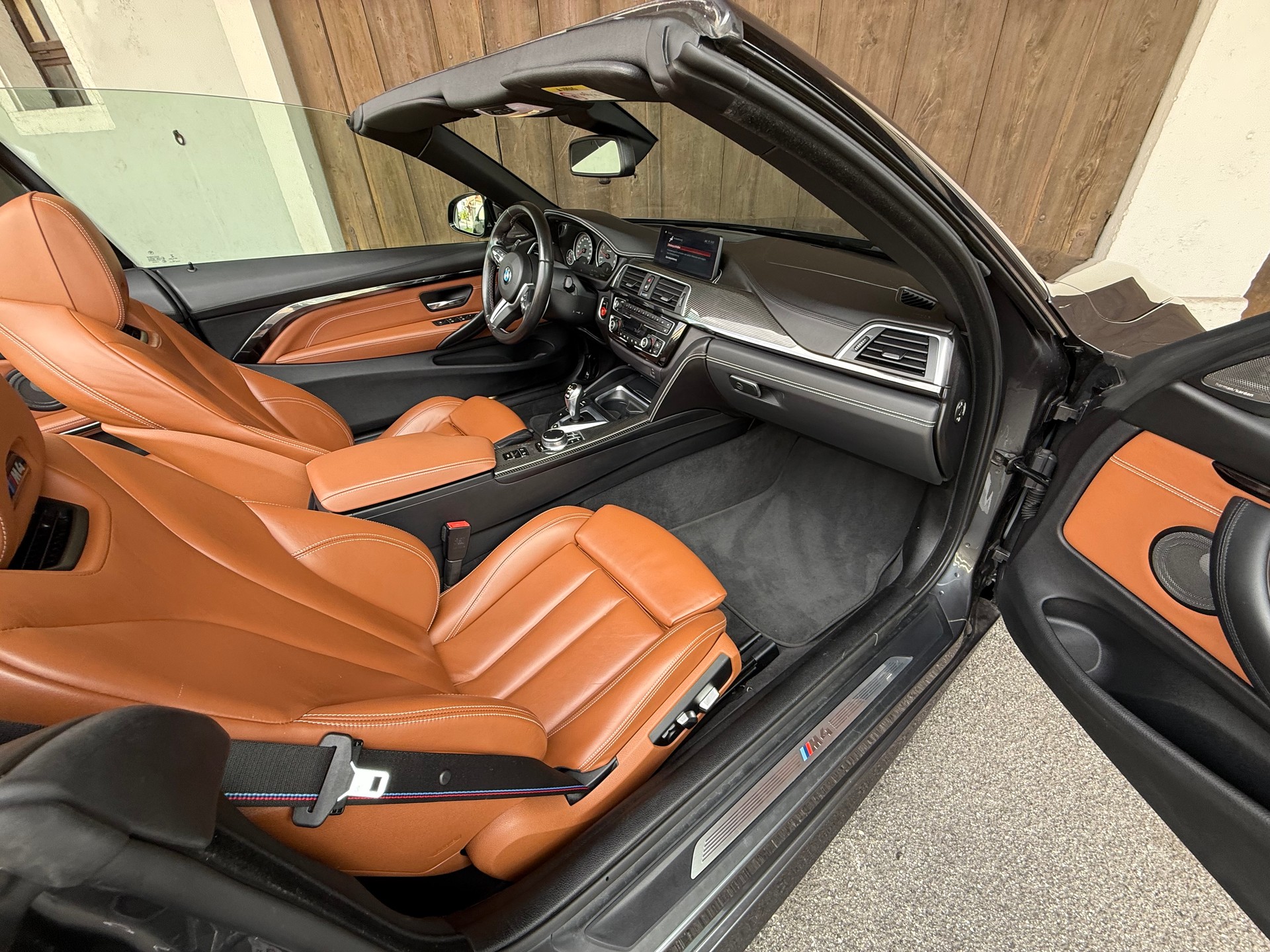 BMW M4 Cabriolet Drivelogic M Competition - 13