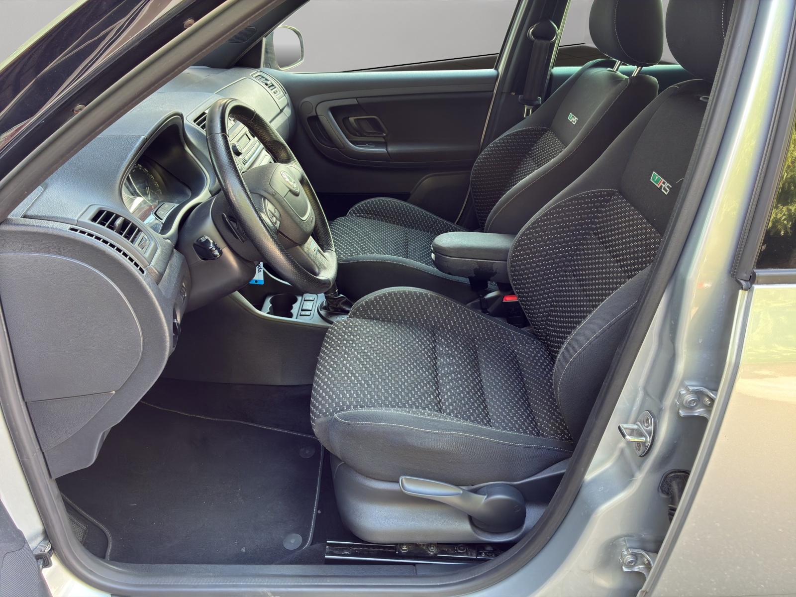 SKODA Fabia 1.4 TSI RS DSG - 11