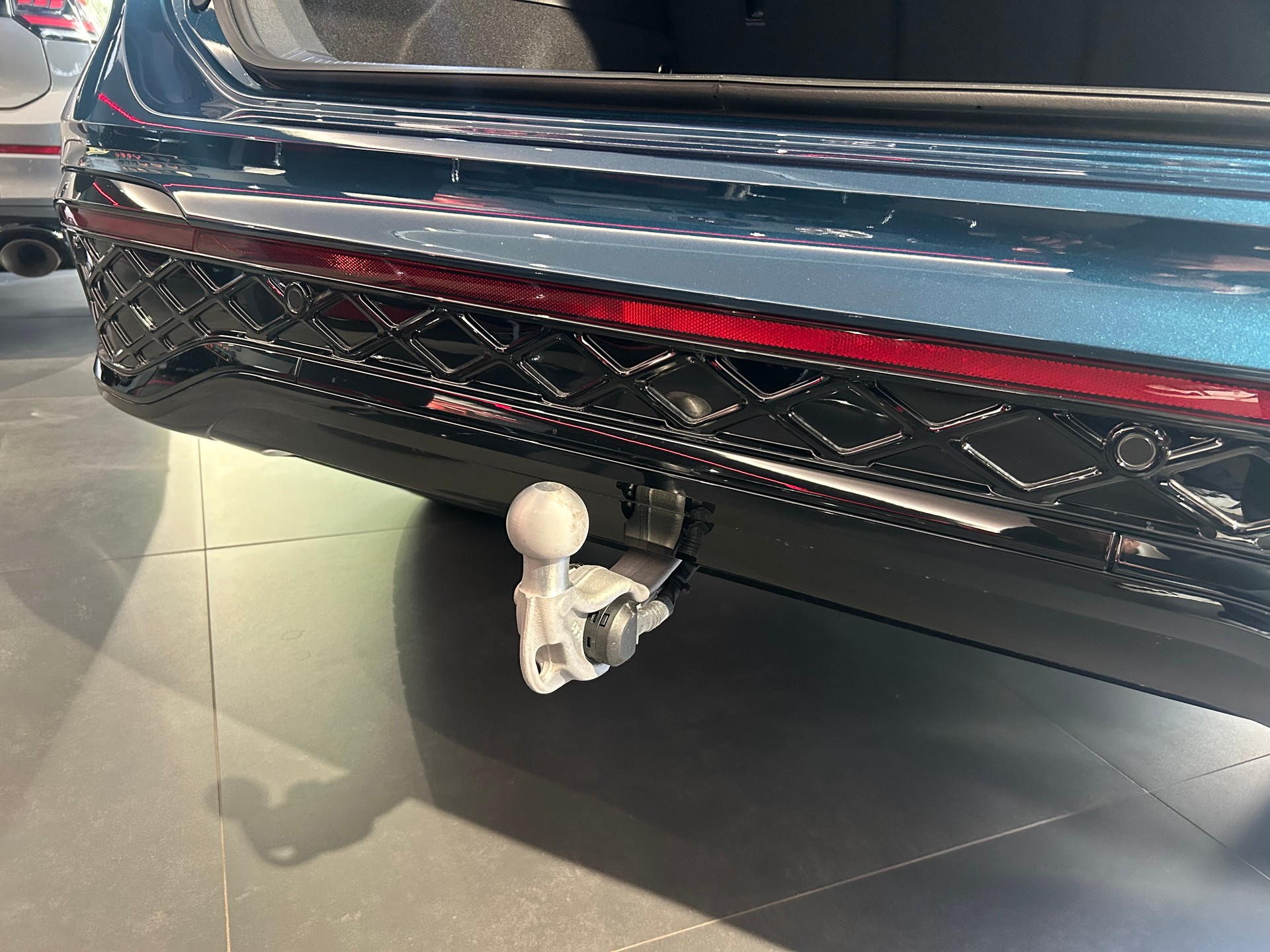 VW Tiguan 2.0 TSI DSG R-Line 4Motion - 4