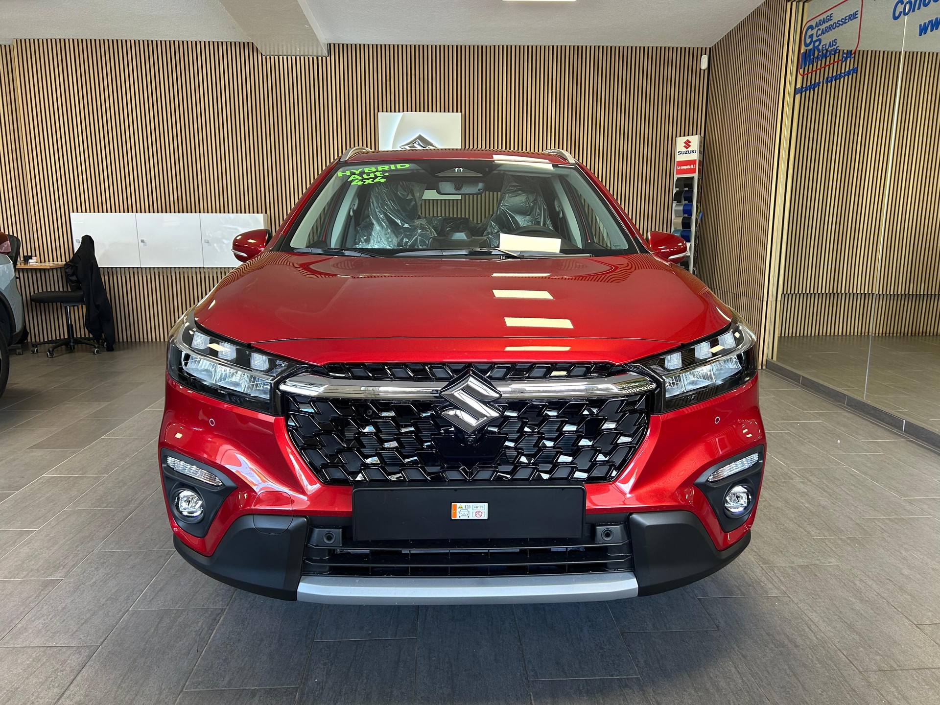 SUZUKI S-Cross 1.5 Compact Top Hybrid 4 ROUES HIVER OFFERTES - 4