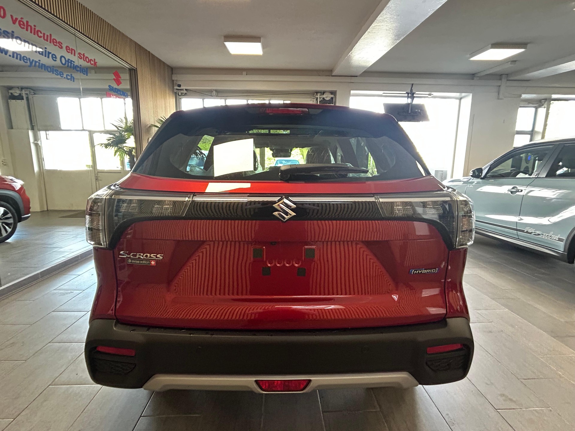 SUZUKI S-Cross 1.5 Compact Top Hybrid 4 ROUES HIVER OFFERTES - 7