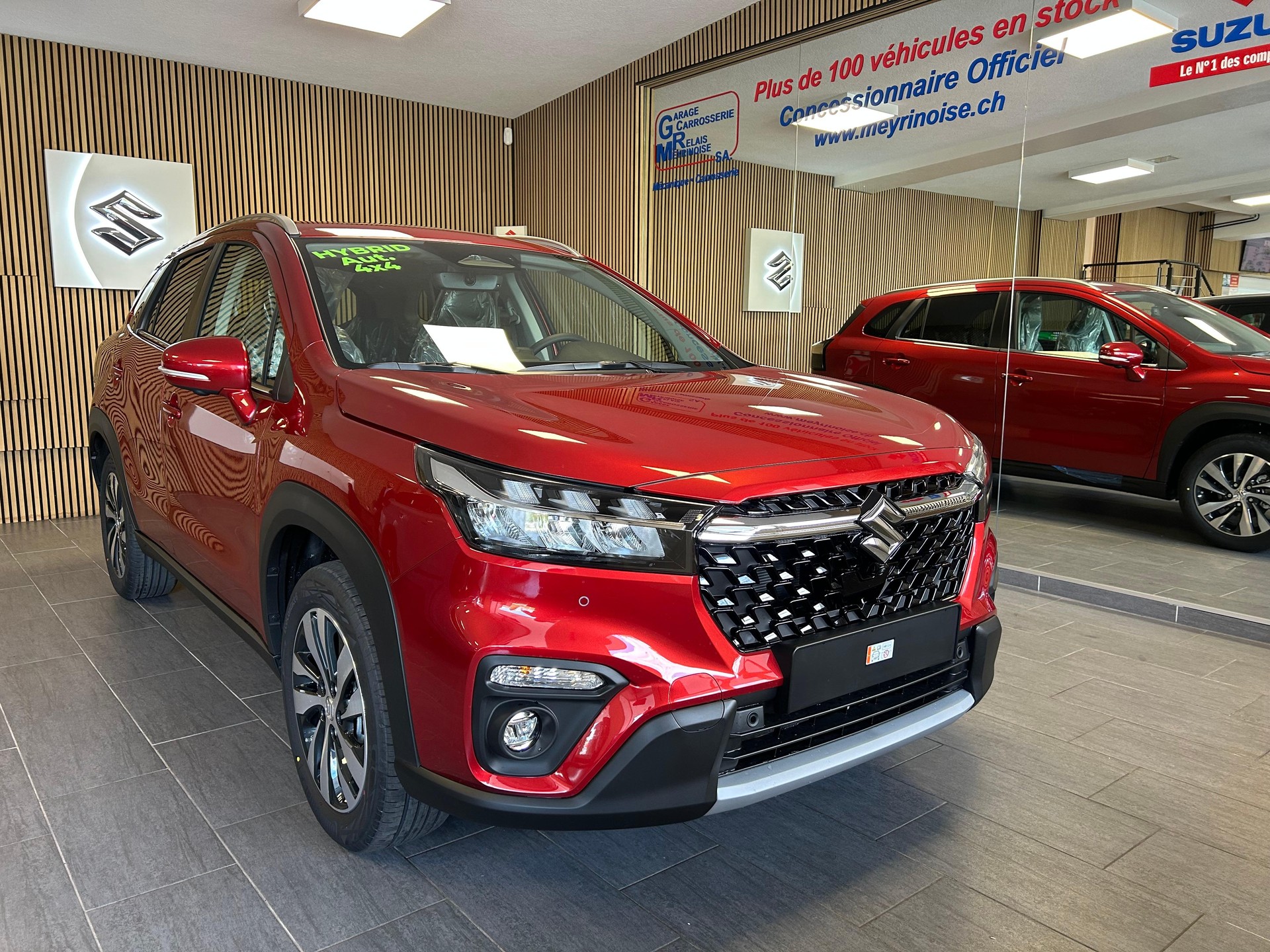 SUZUKI S-Cross 1.5 Compact Top Hybrid 4 ROUES HIVER OFFERTES