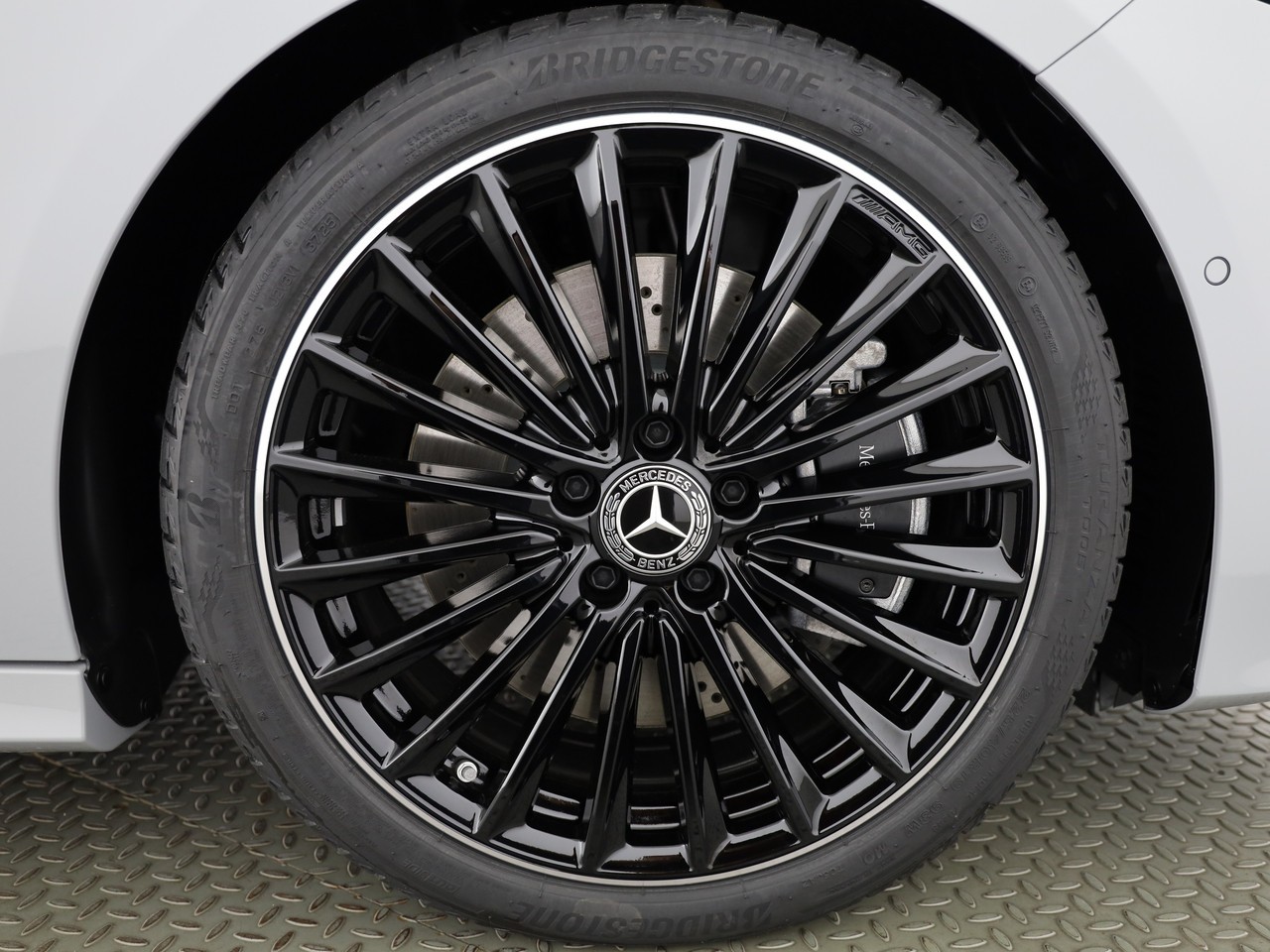 MERCEDES-BENZ A 250 4Matic 8G-DCT - 18