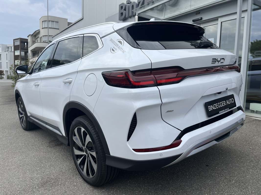 BYD Seal U DM-i Design AWD - 3