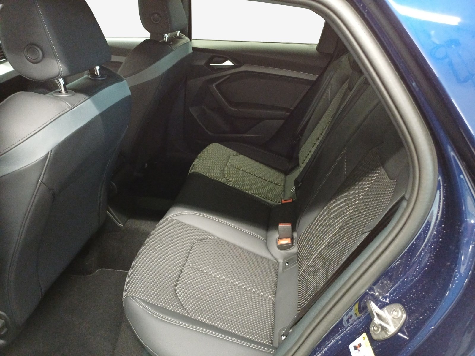 AUDI A1 Sportback 30 TFSI S Line Attraction - 12