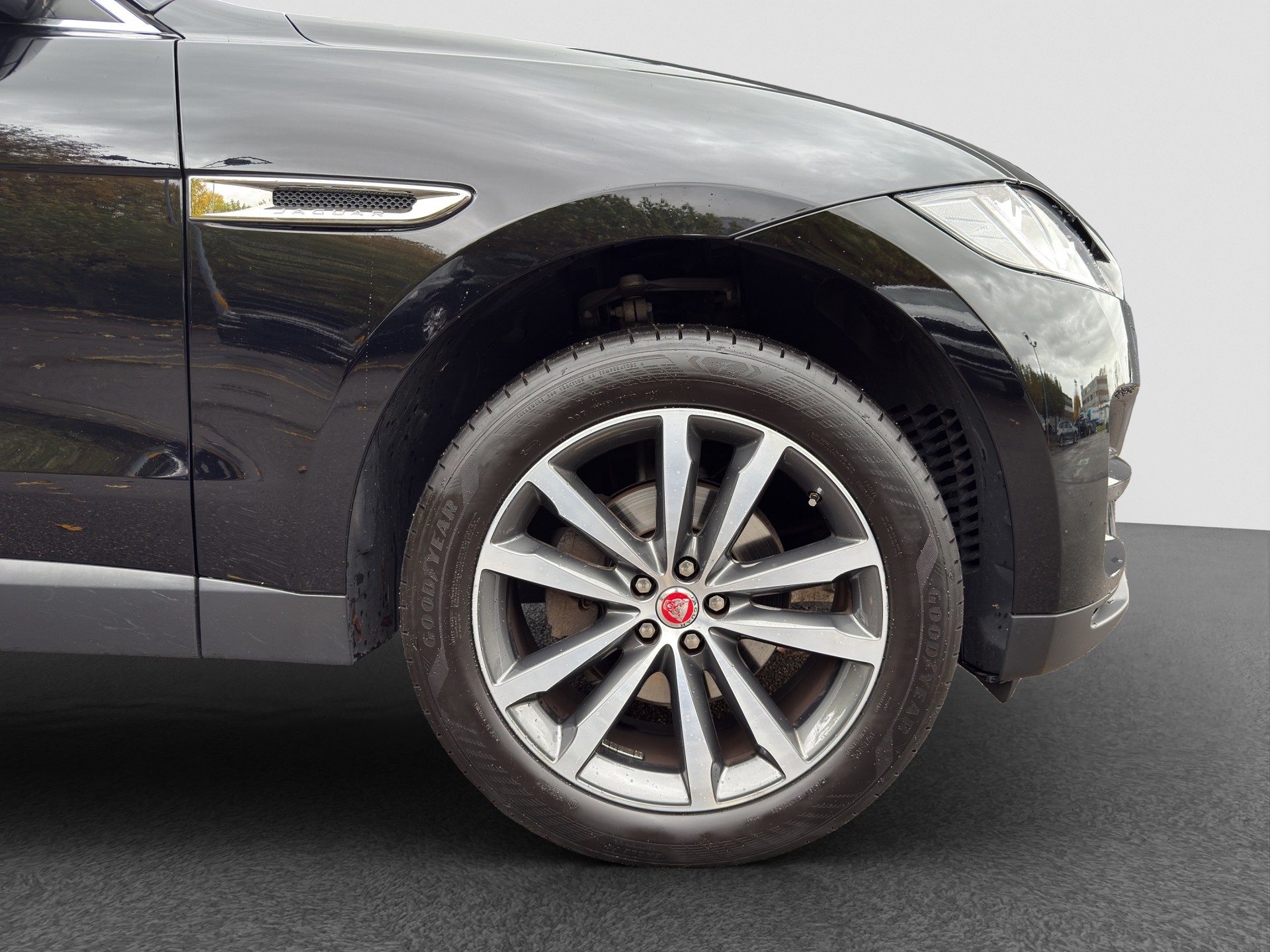 JAGUAR F-Pace 2.0d Prestige AWD Automatik - 9