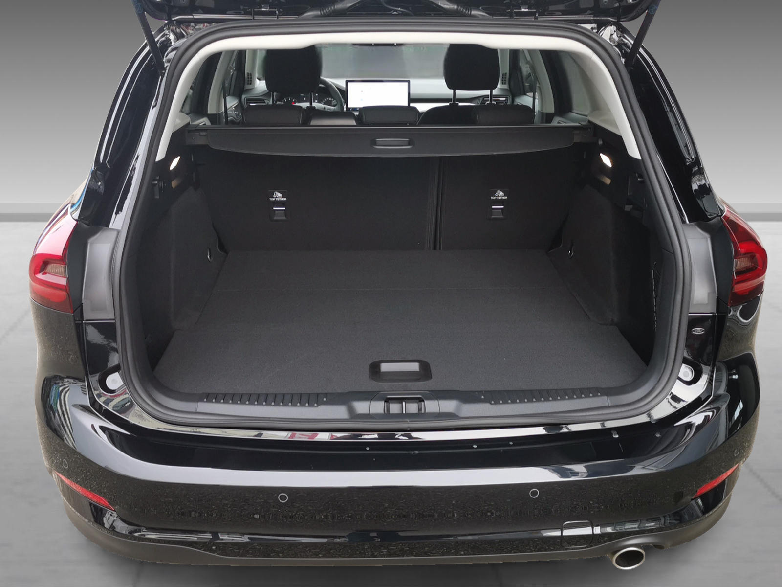 FORD Focus Station Wagon 1.0i EcoB Hybrid 125 Titanium Edition - 13