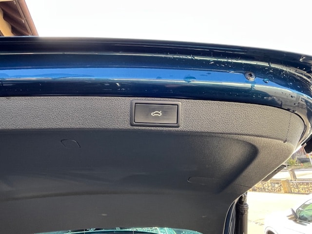 SKODA Octavia Combi 2.0 TDI Style 4x4 DSG - 8