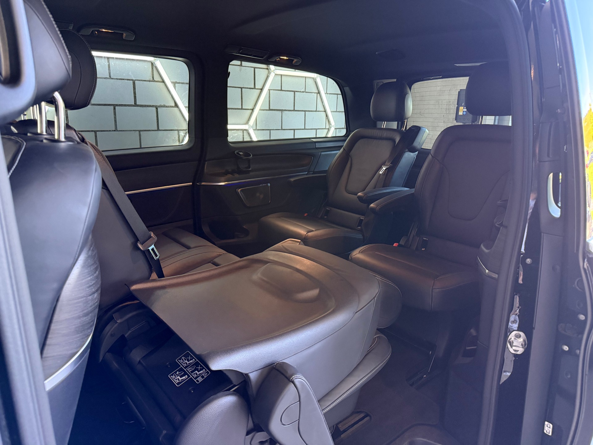 MERCEDES-BENZ V 300 d lang Exclusive 4Matic 9G-Tronic - 13