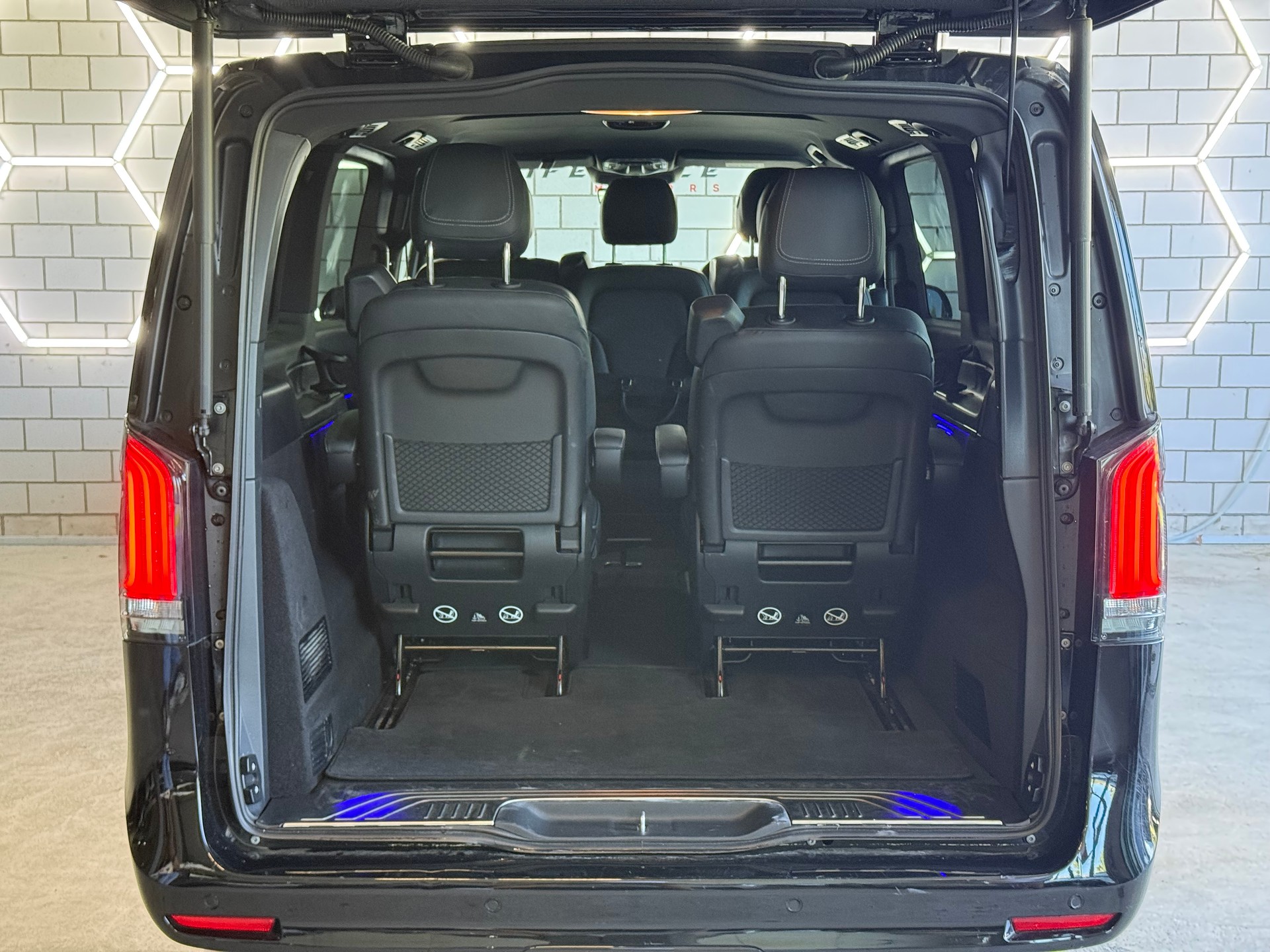 MERCEDES-BENZ V 300 d lang Exclusive 4Matic 9G-Tronic - 14