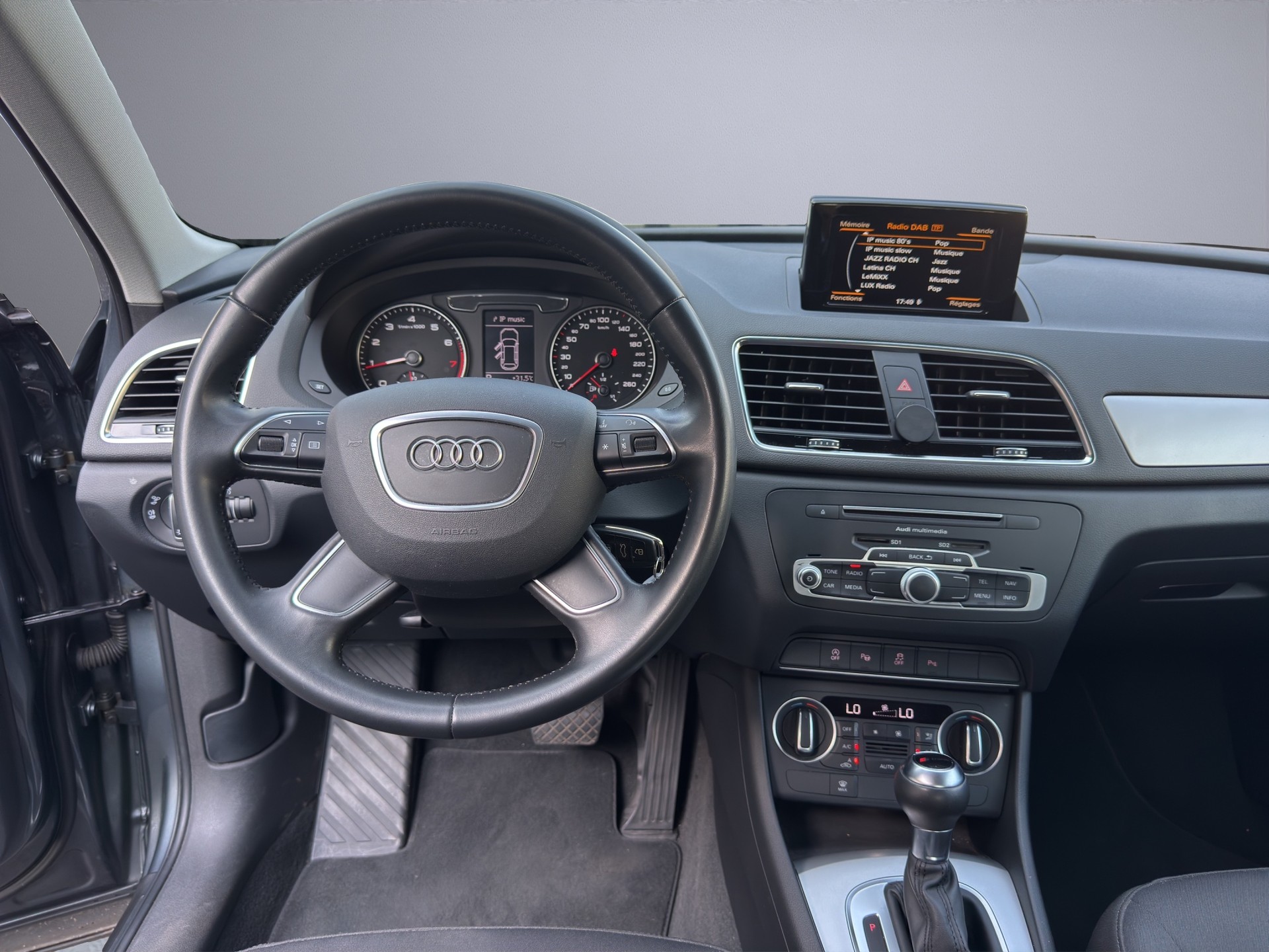 AUDI Q3 1.4 TFSI S-tronic - 12