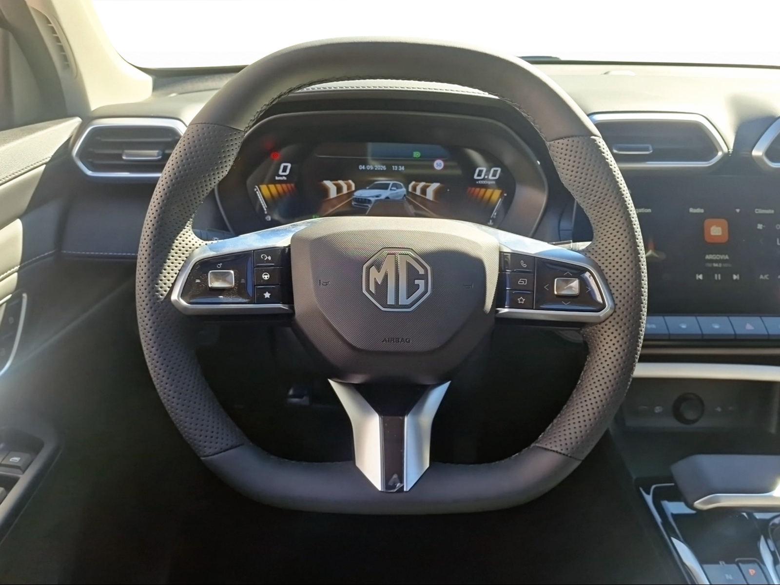 MG ZS 1.5 Hybrid+ Luxury - 11