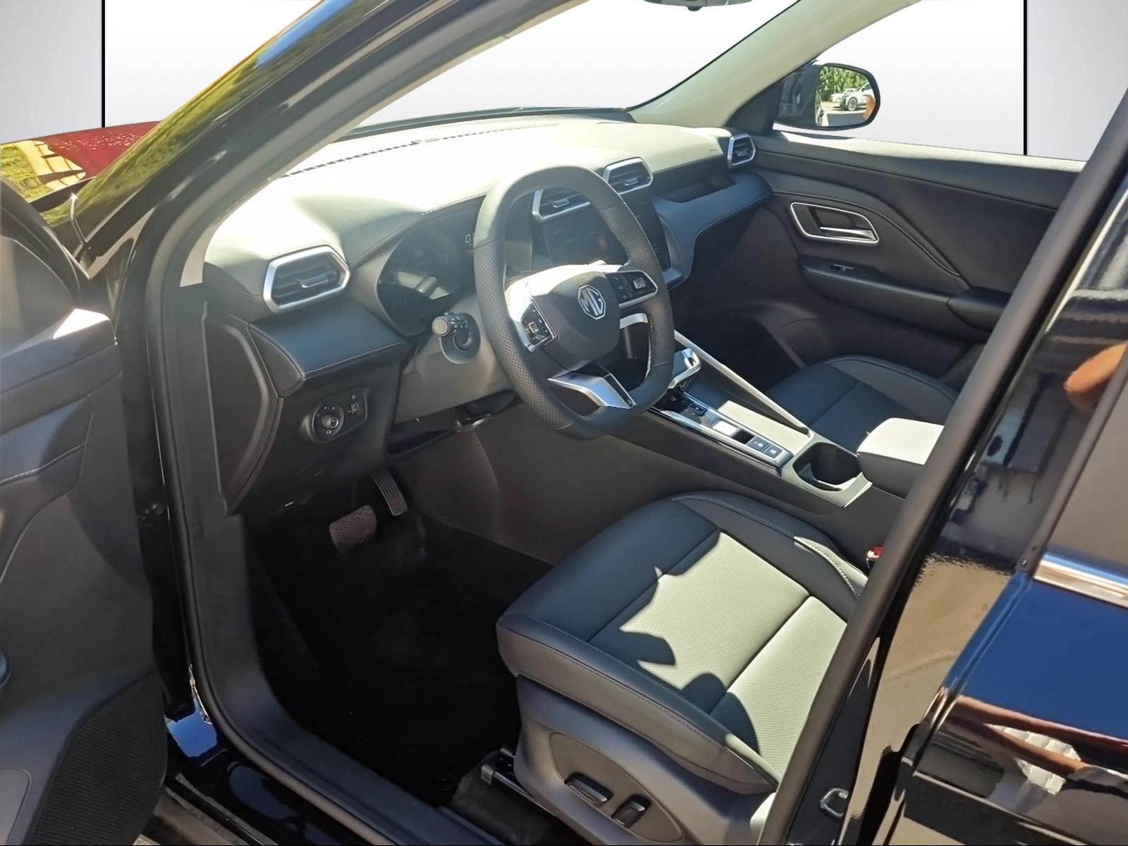 MG ZS 1.5 Hybrid+ Luxury - 6