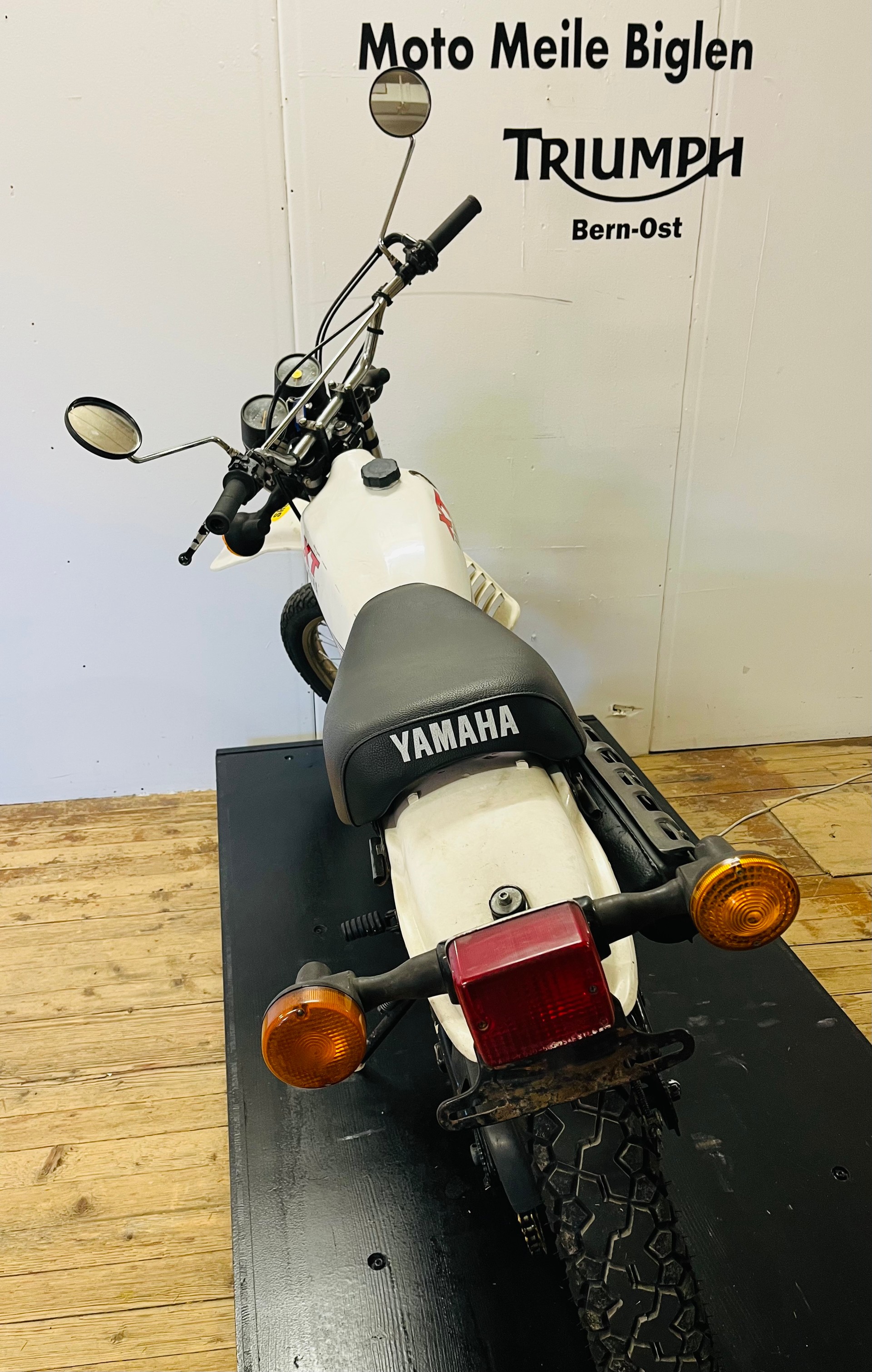 YAMAHA XT 250 - 8