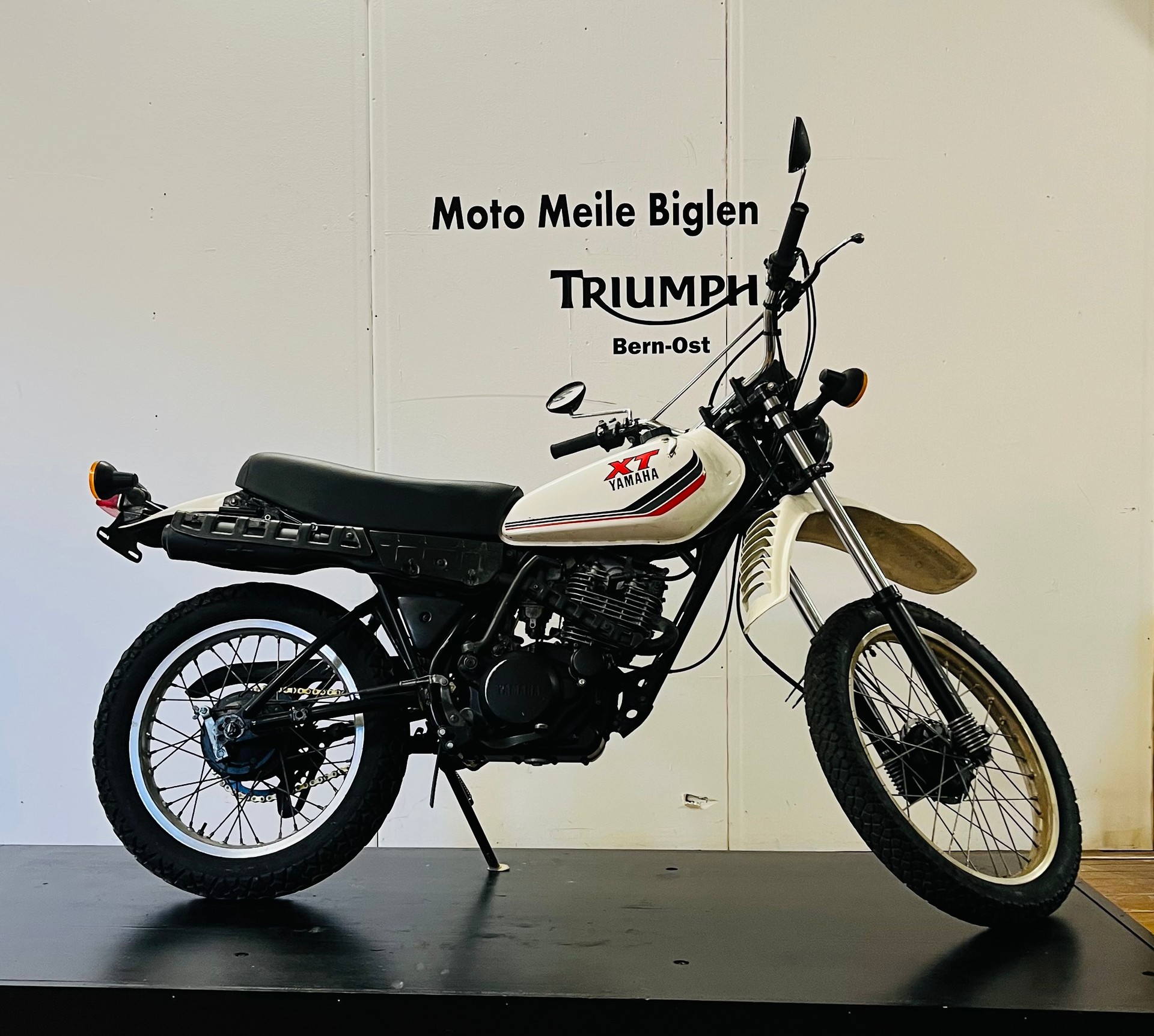 YAMAHA XT 250 - 7