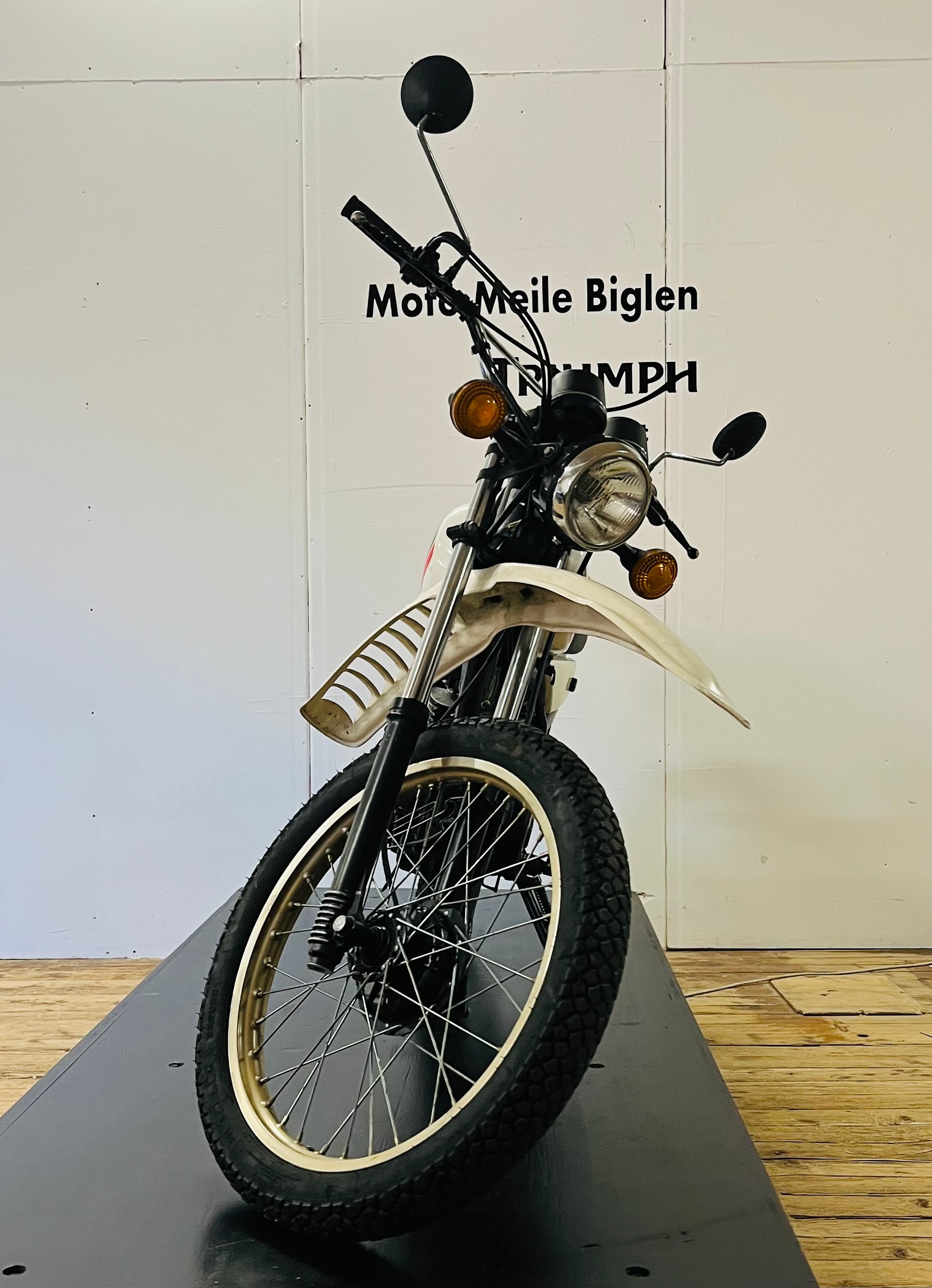 YAMAHA XT 250 - 4