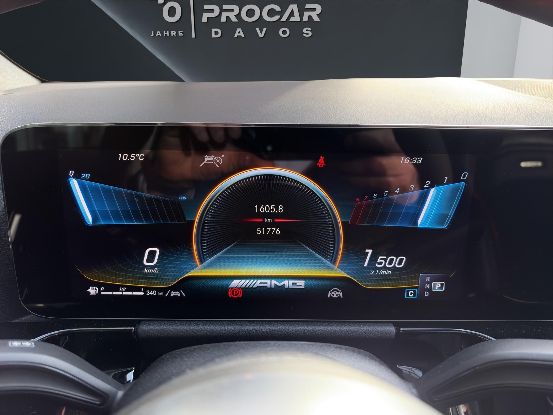 MERCEDES-BENZ GLA 45 S AMG 4matic+ - 11